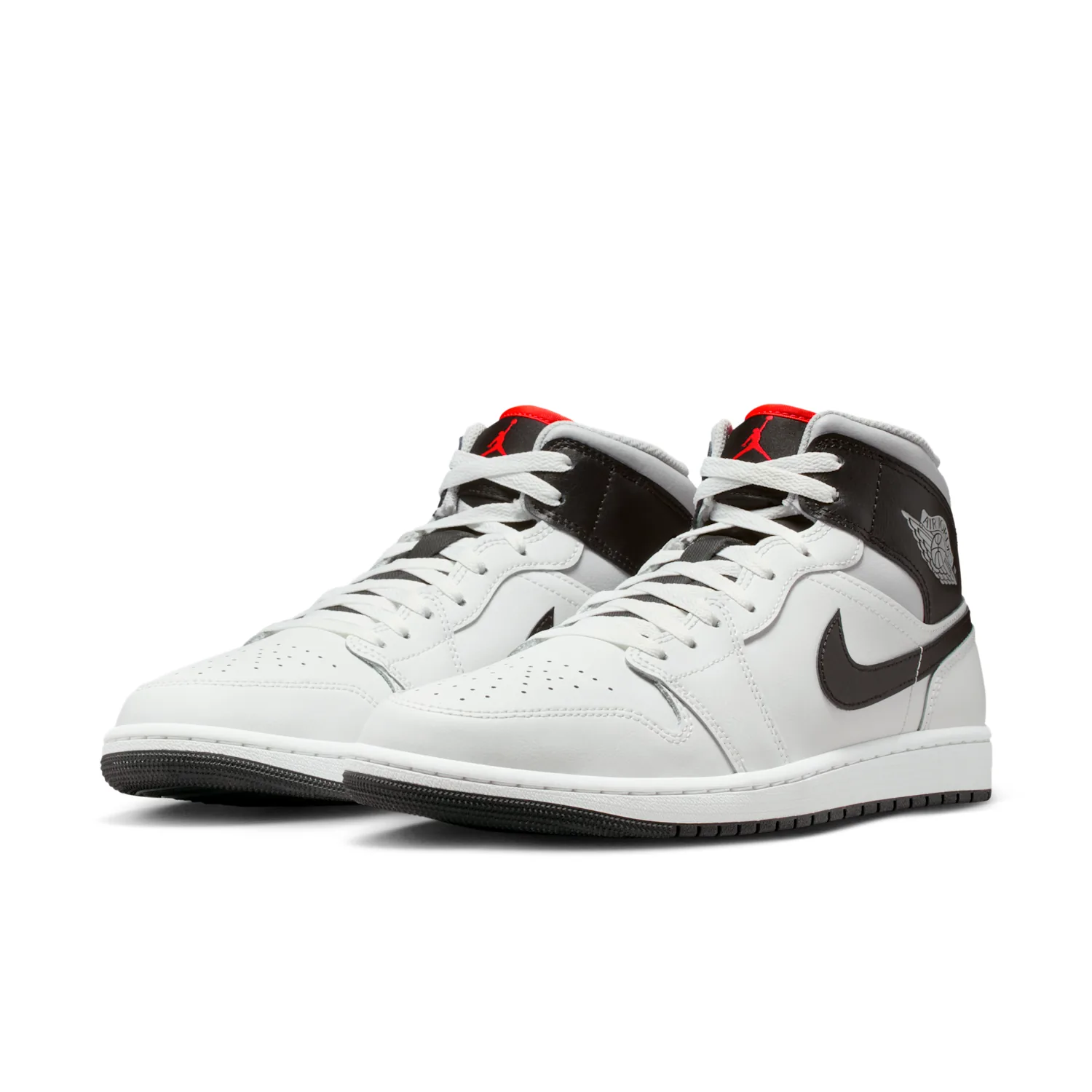 Air Jordan 1 Mid image 5