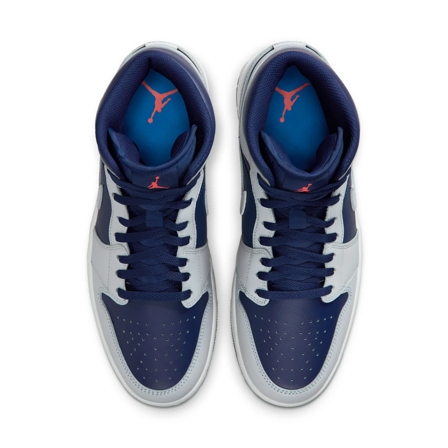 Air Jordan 1 Mid image 4