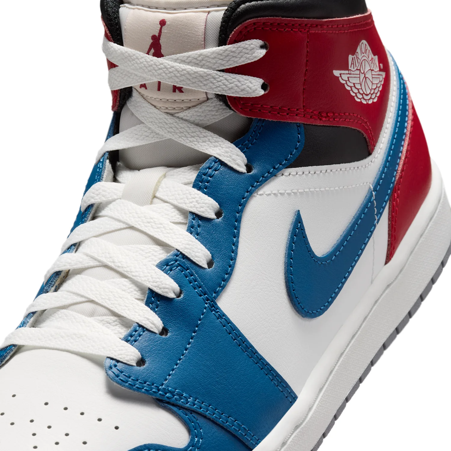 Air Jordan 1 Mid image 7
