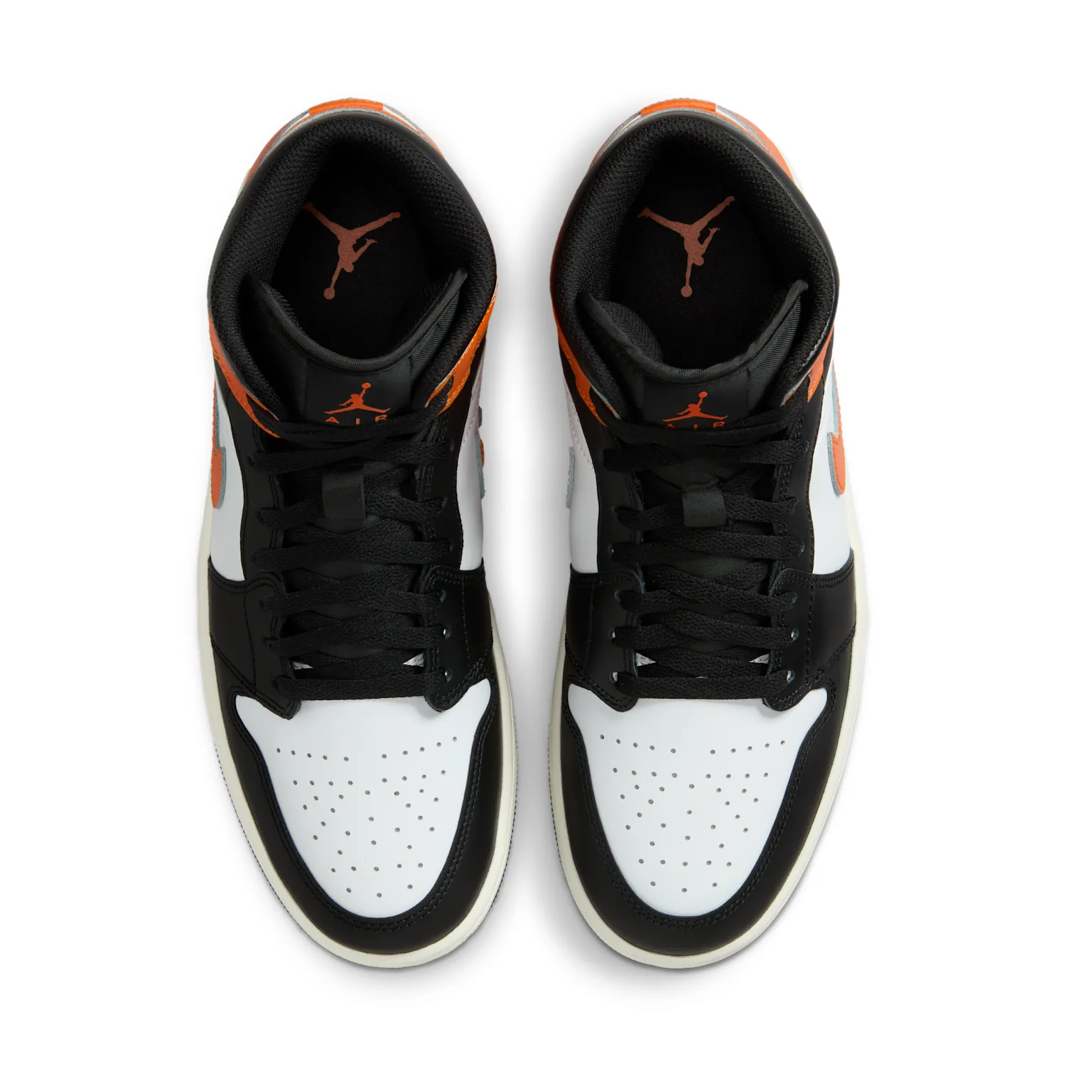Air Jordan 1 Mid image 4