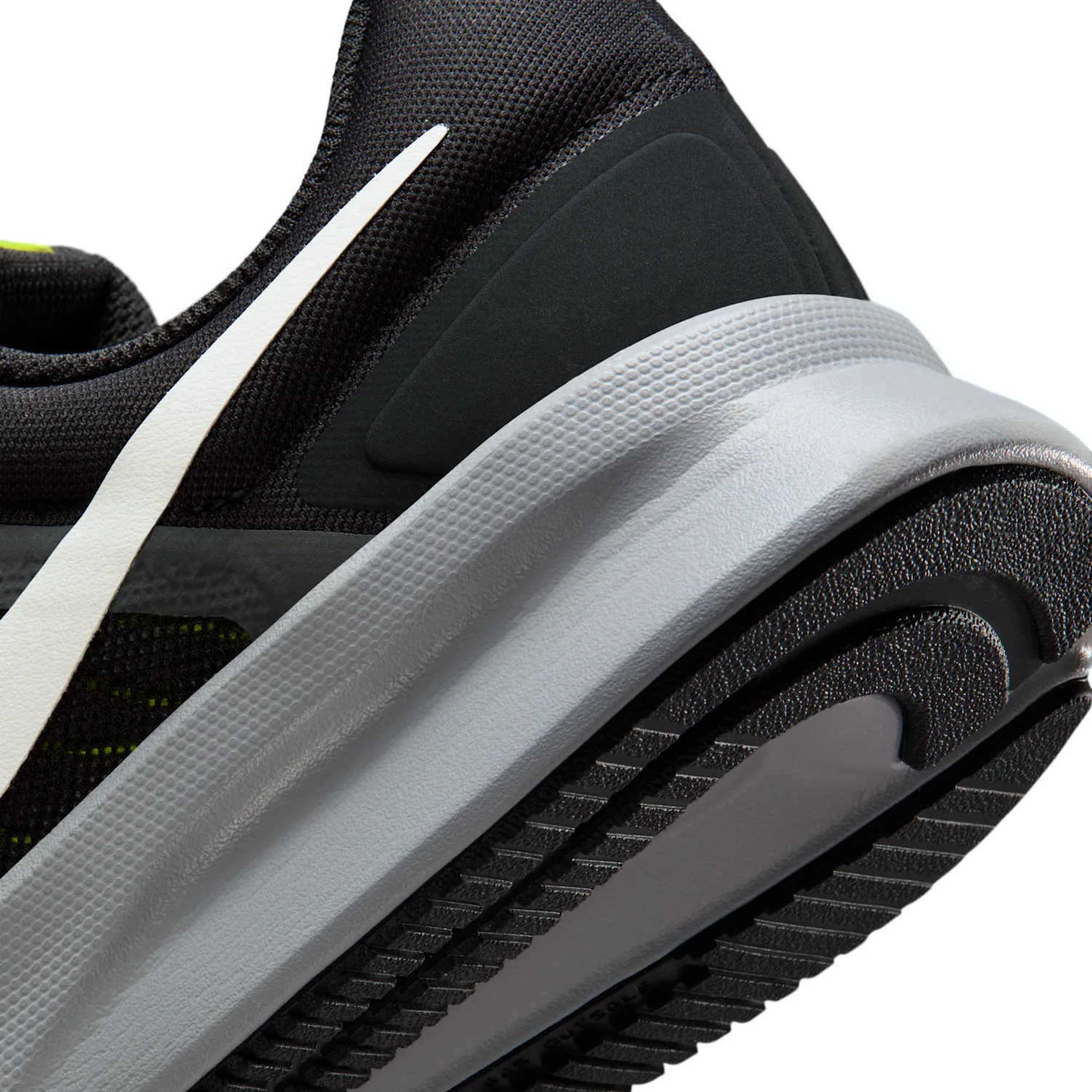 Nike Run Swift 3 image 8