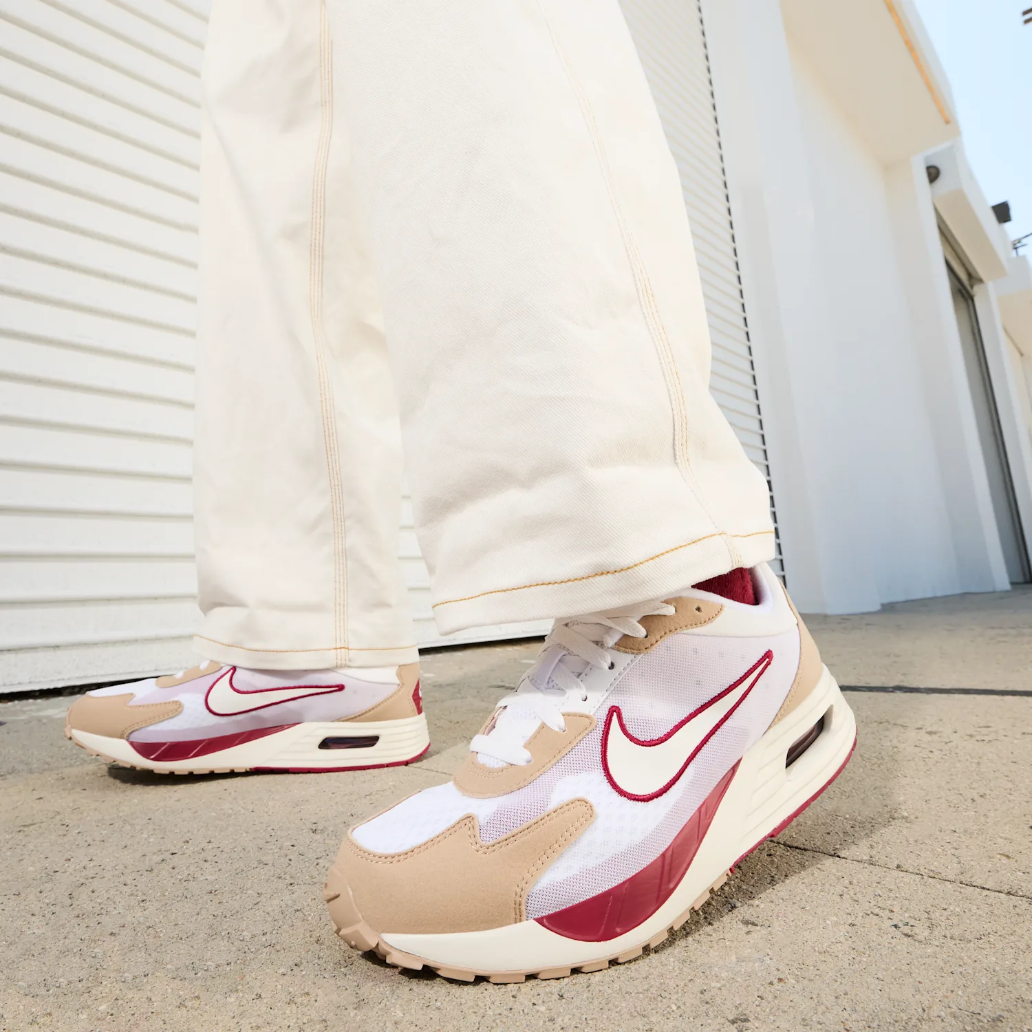 Nike Air Max Solo image 5