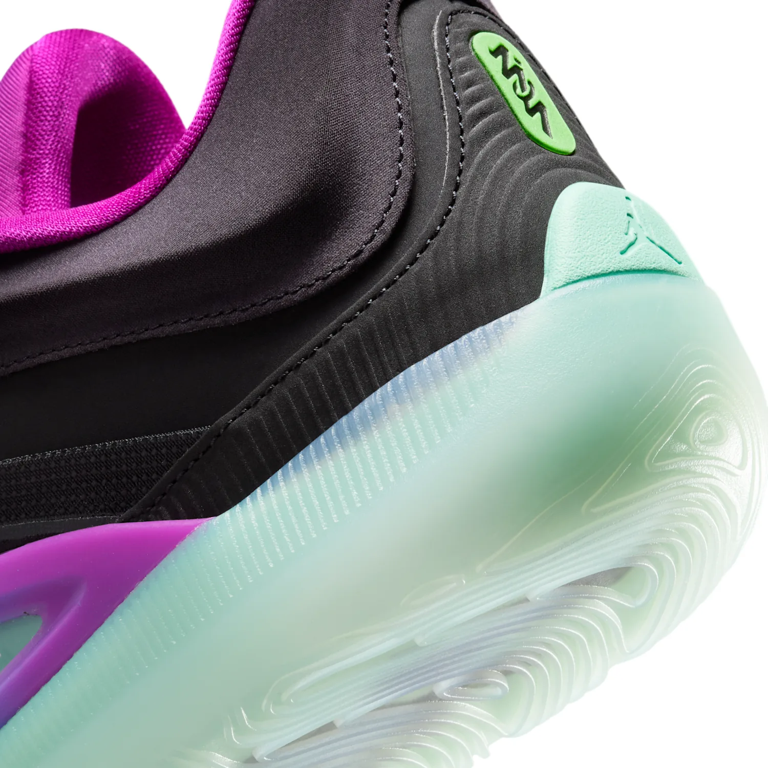 Zion 4 "Noah" image 8