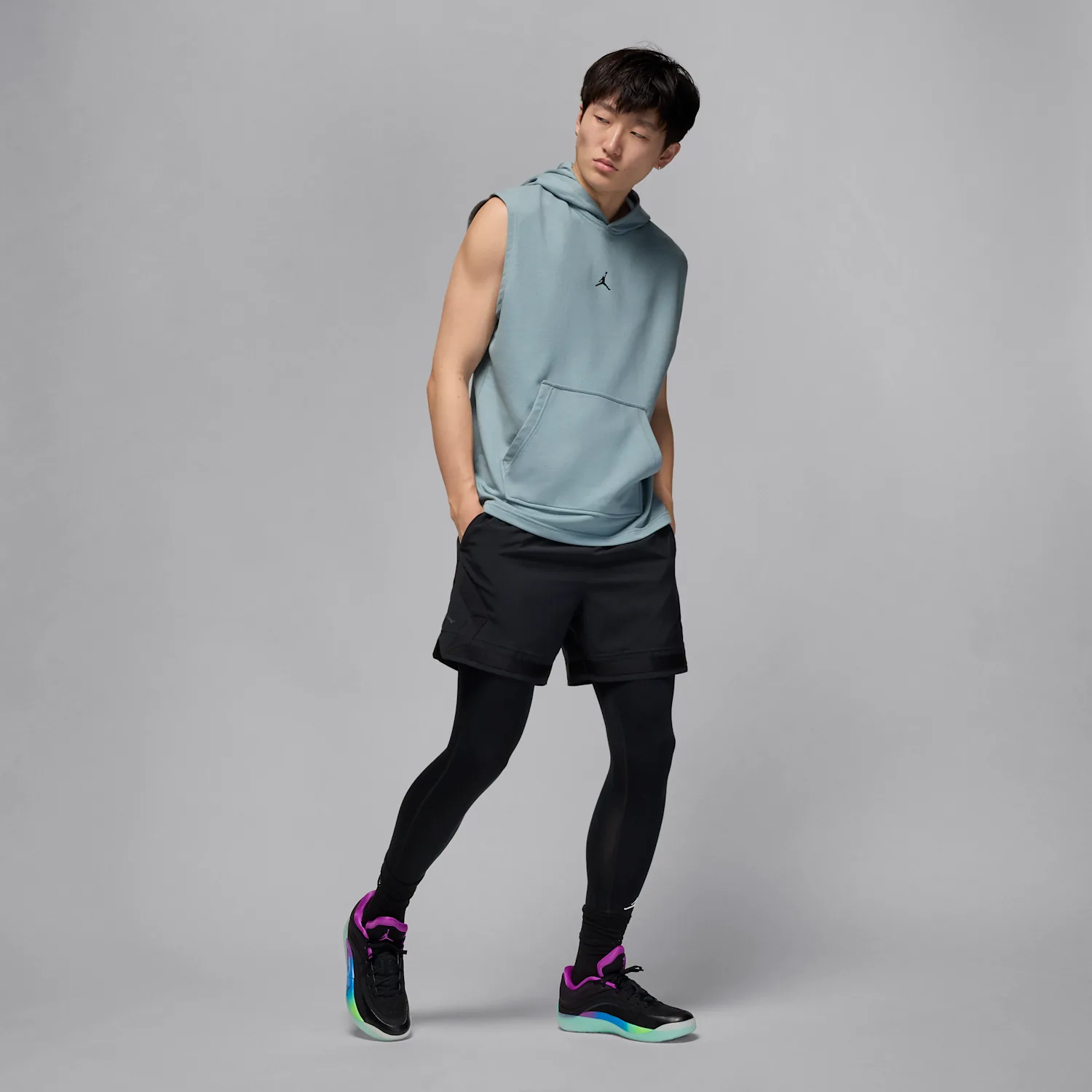 Zion 4 "Noah" image 9