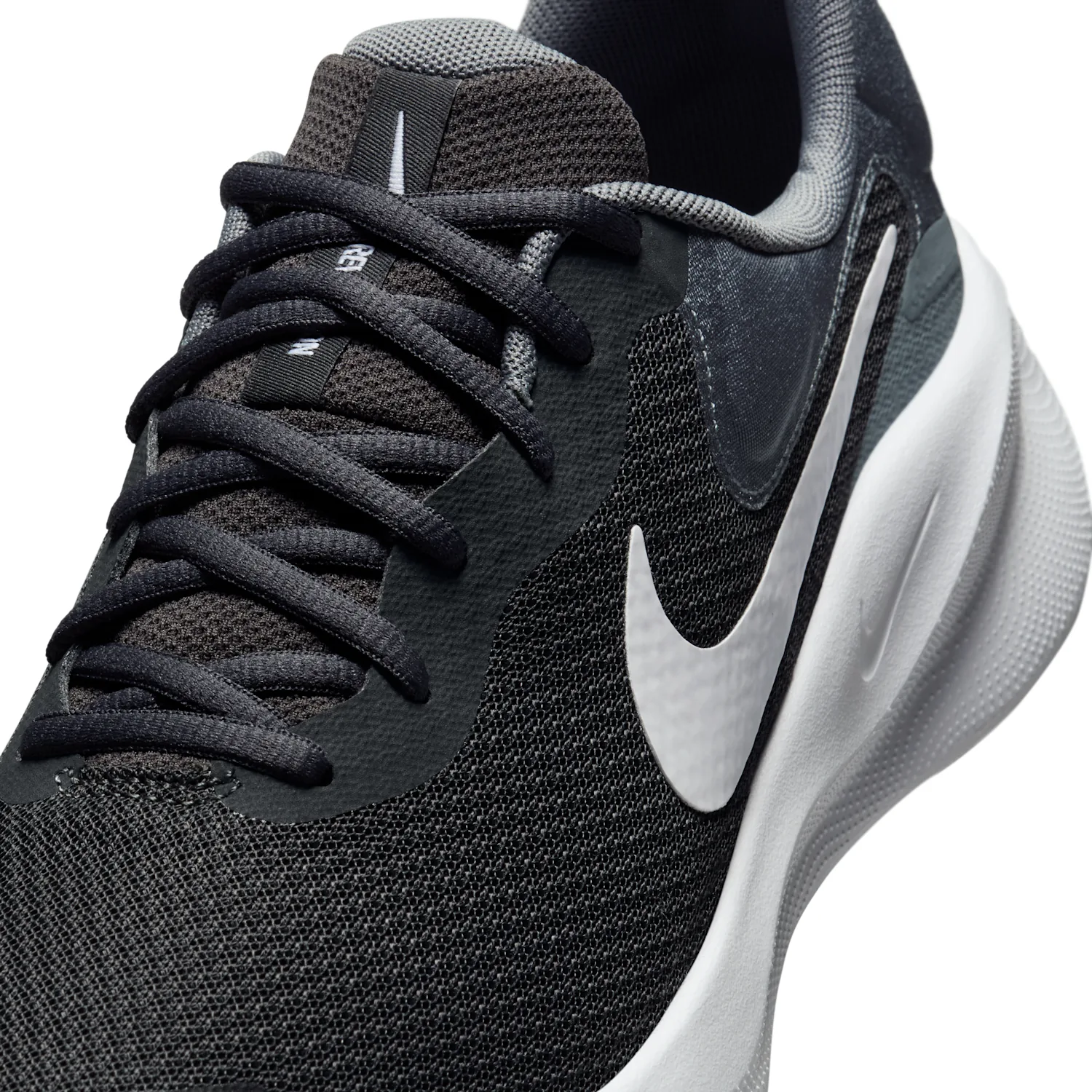 Nike Revolution 7 image 7