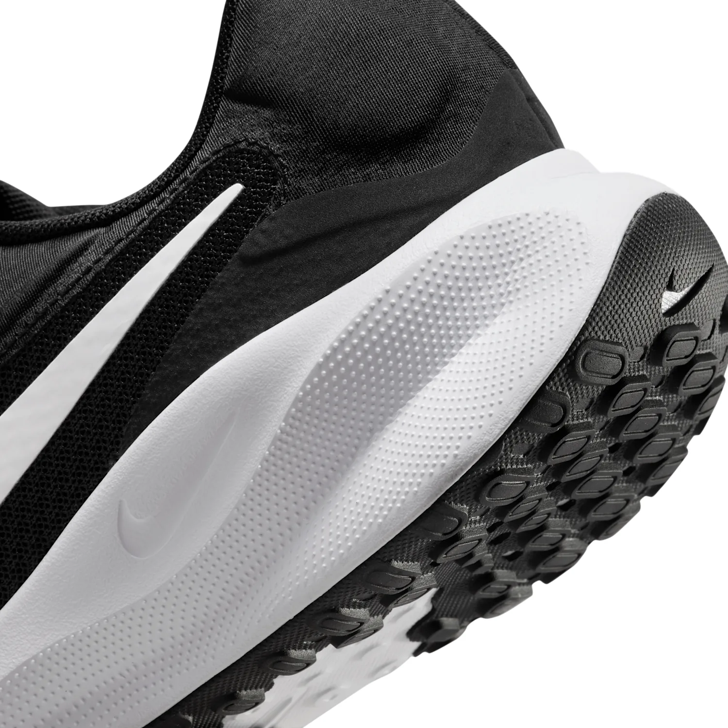 Nike Revolution 7 image 8