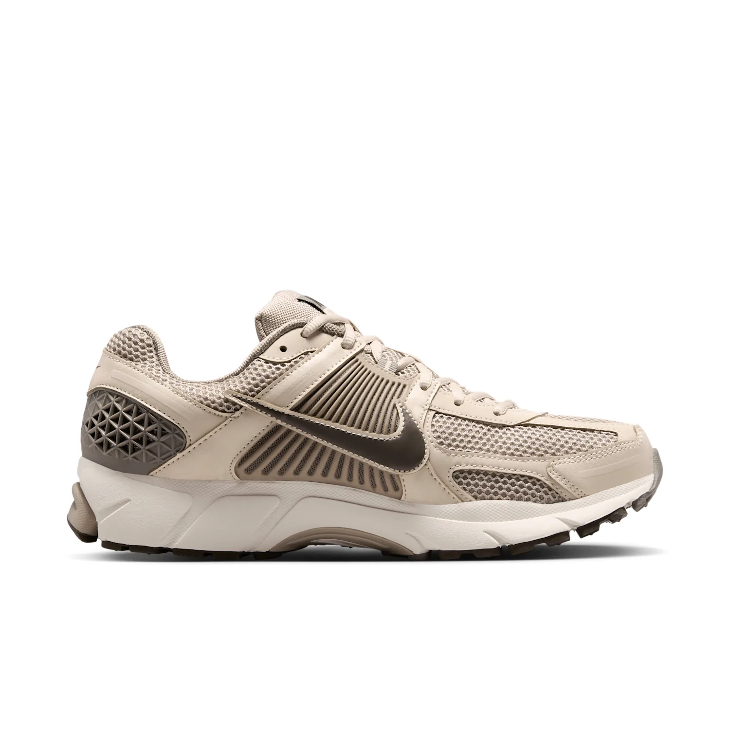 Nike Zoom Vomero 5 image 3