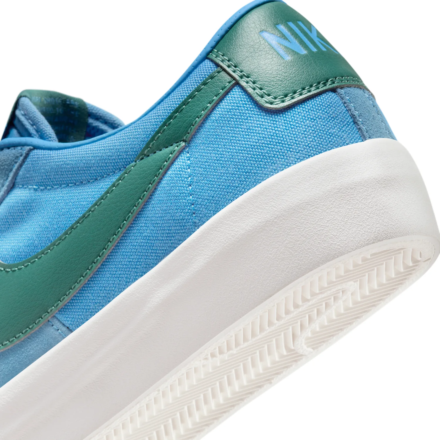 Nike SB Zoom Blazer Low Pro GT image 8