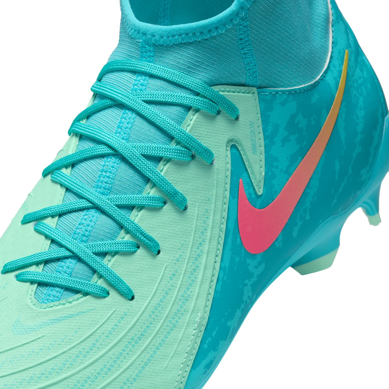 Nike Phantom Luna 2 Academy LV8 image 8