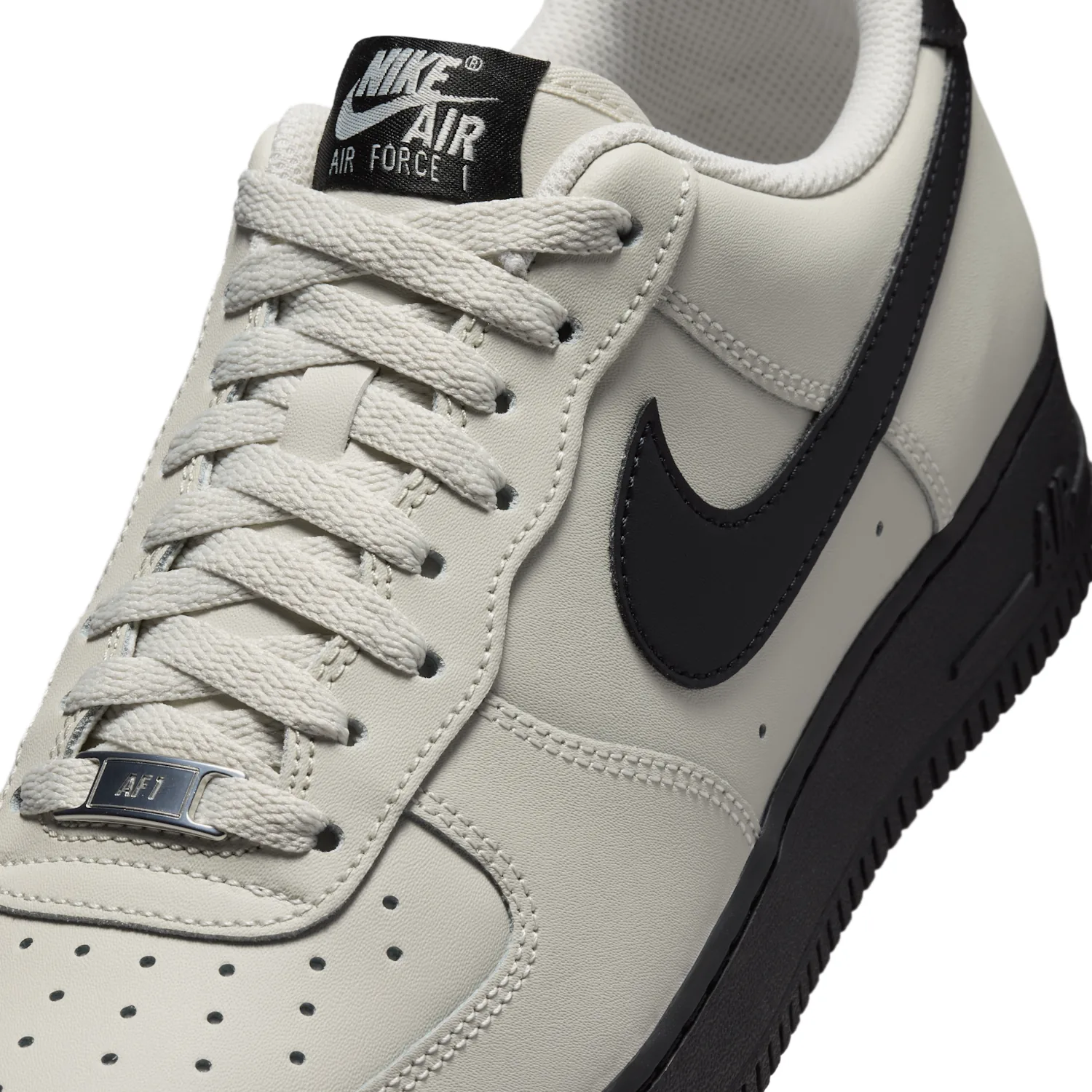 Nike Air Force 1 '07 image 7