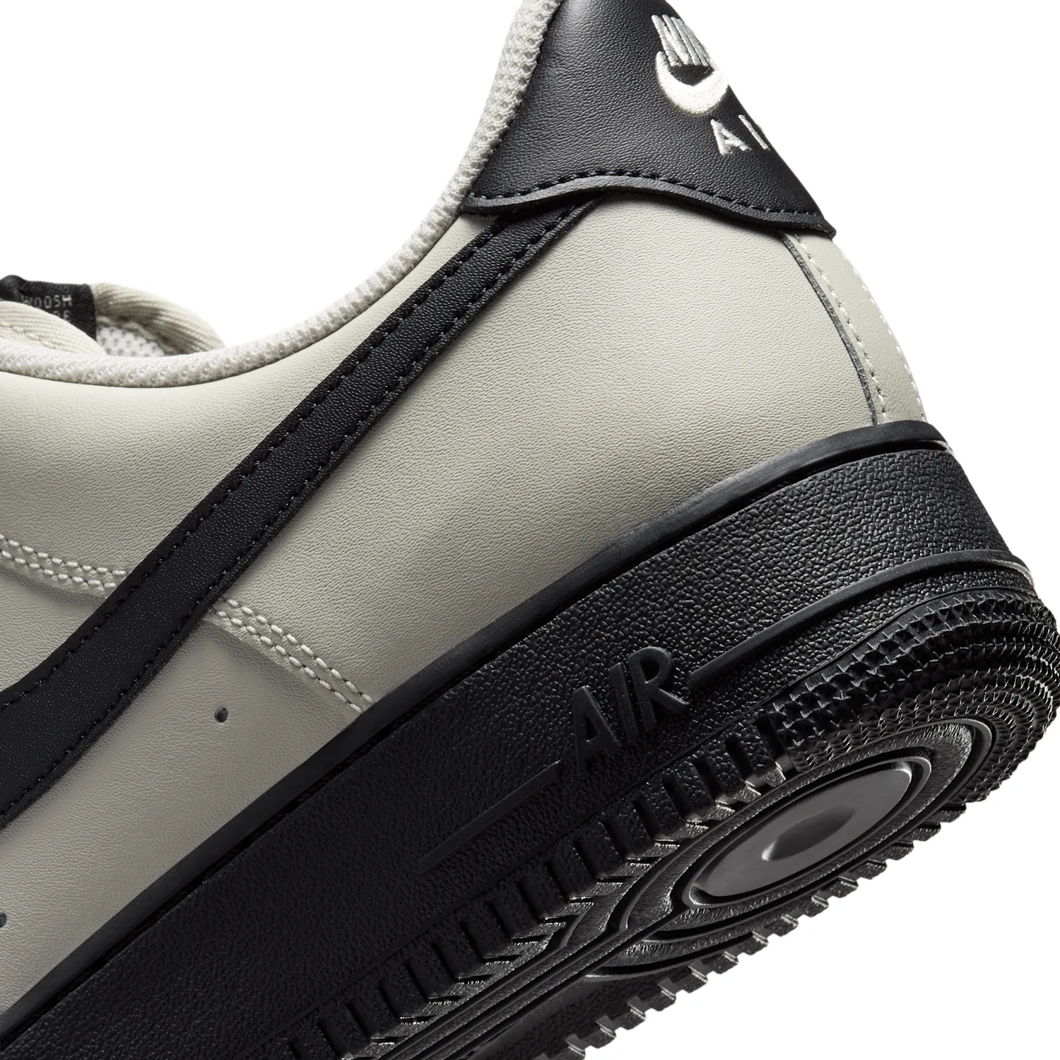 Nike Air Force 1 '07 image 8