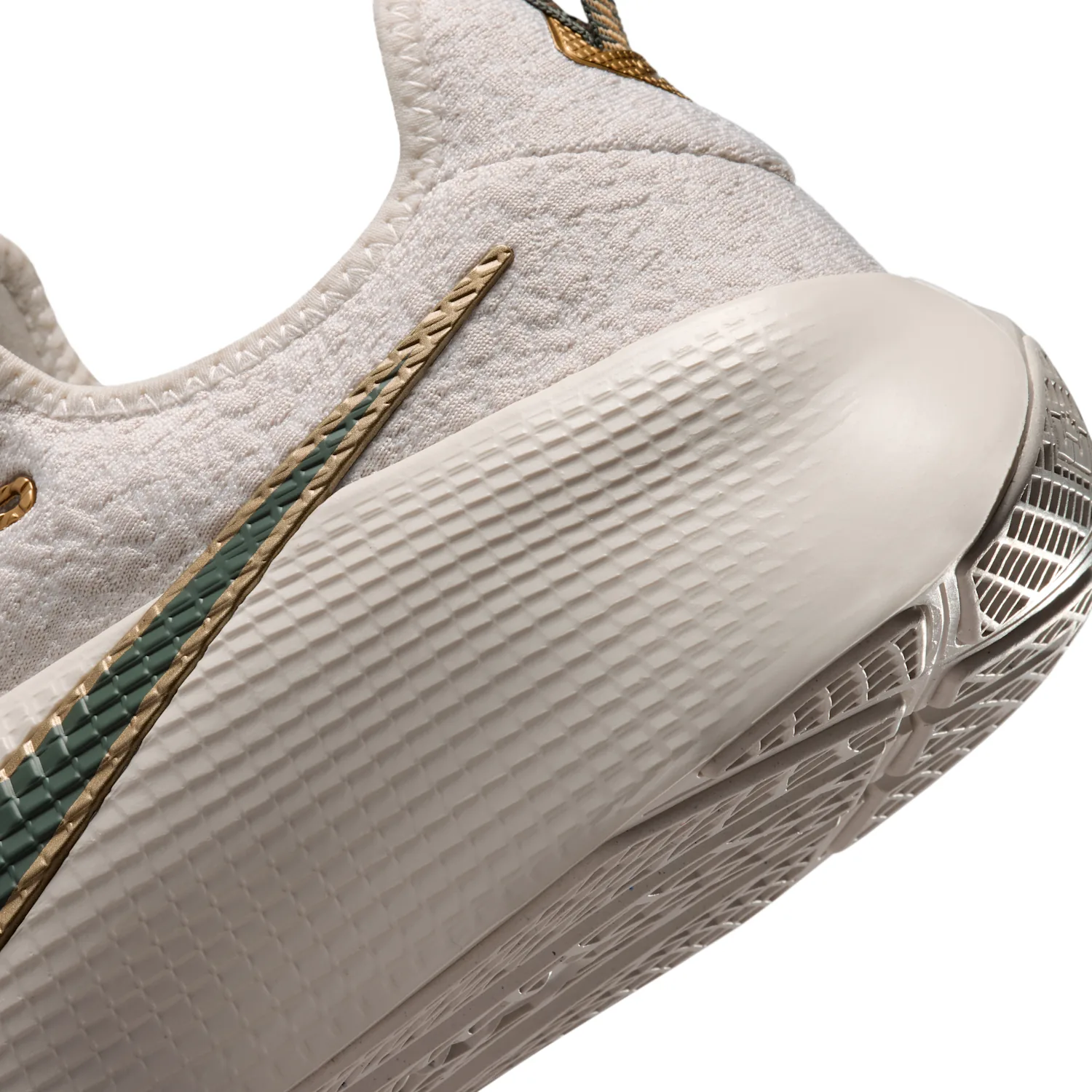 LeBron TR 1 image 8