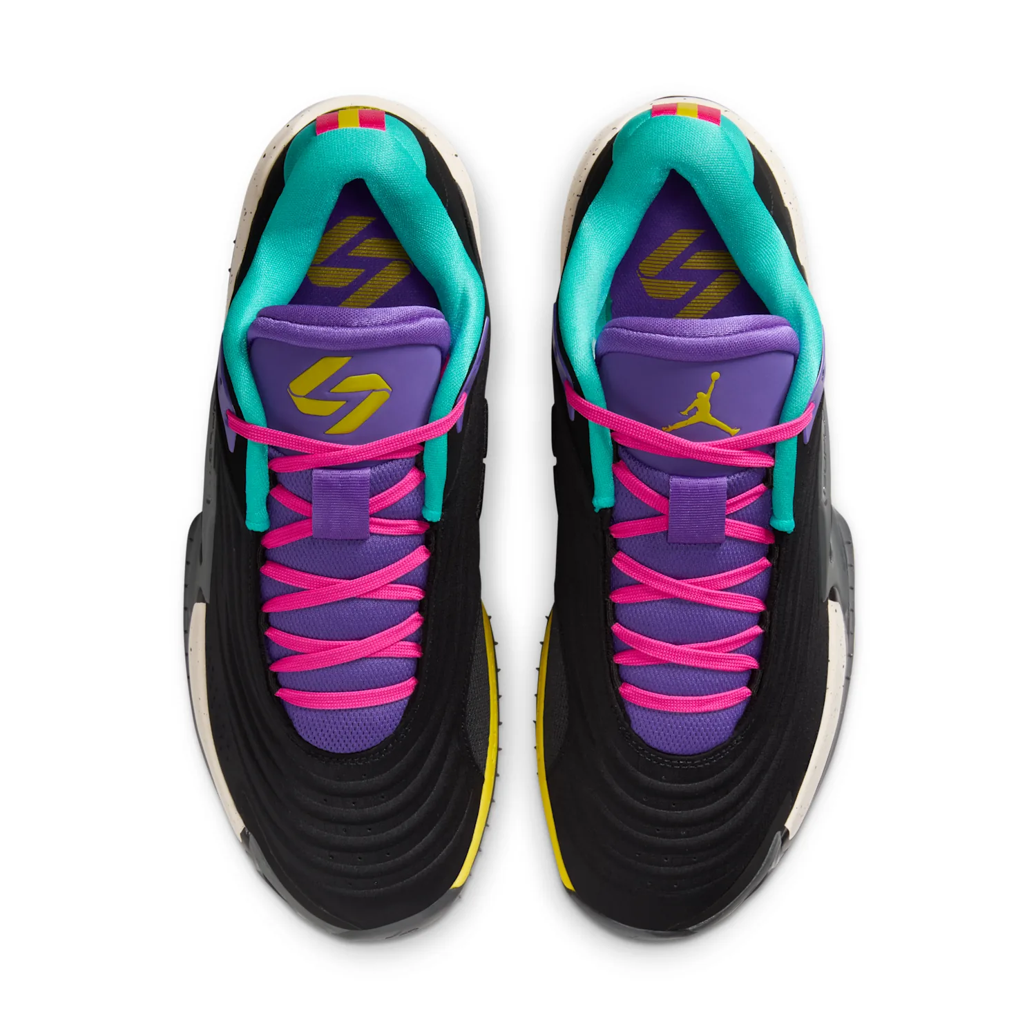 Luka 3 "Sneaker Inspo" image 4