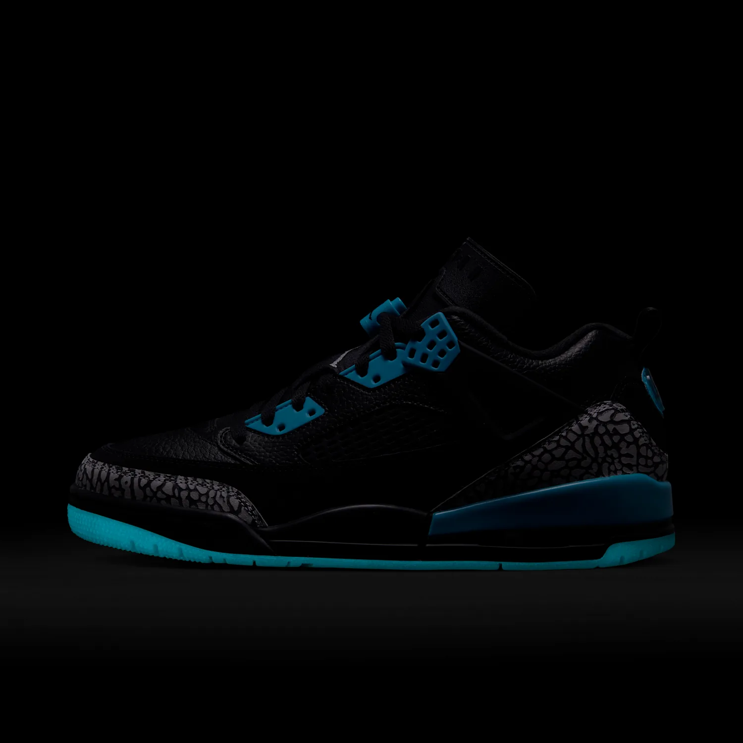 Jordan Spizike Low image 9