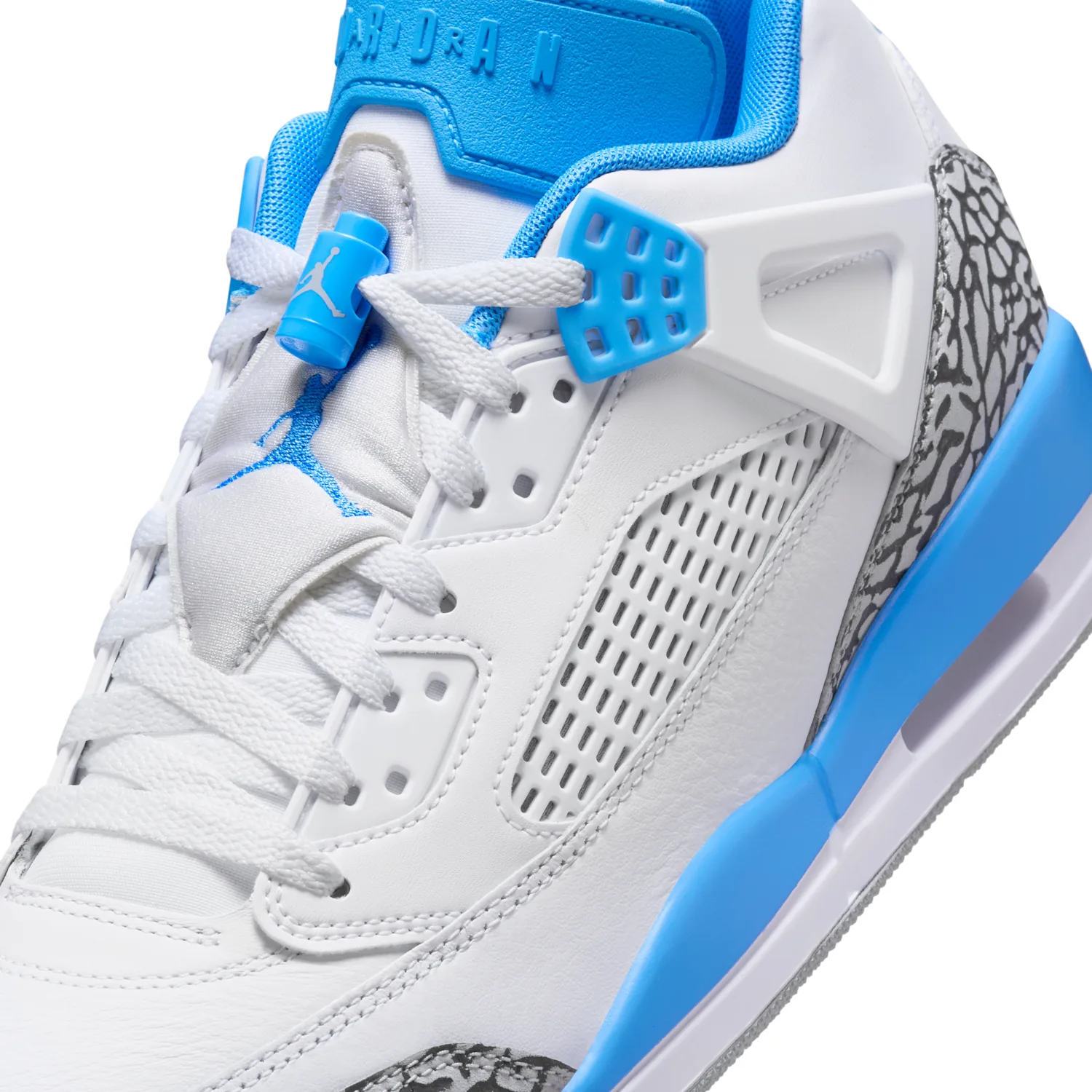 Jordan Spizike Low image 8
