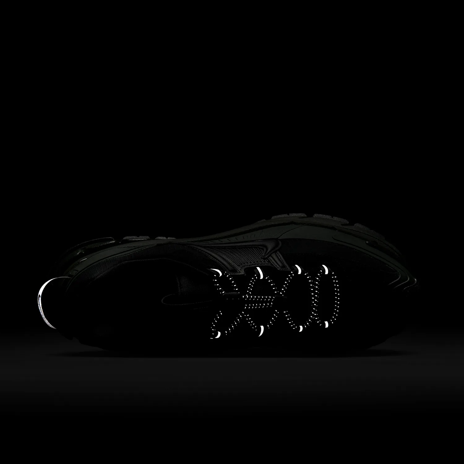 Nike Zoom Vomero Roam image 9