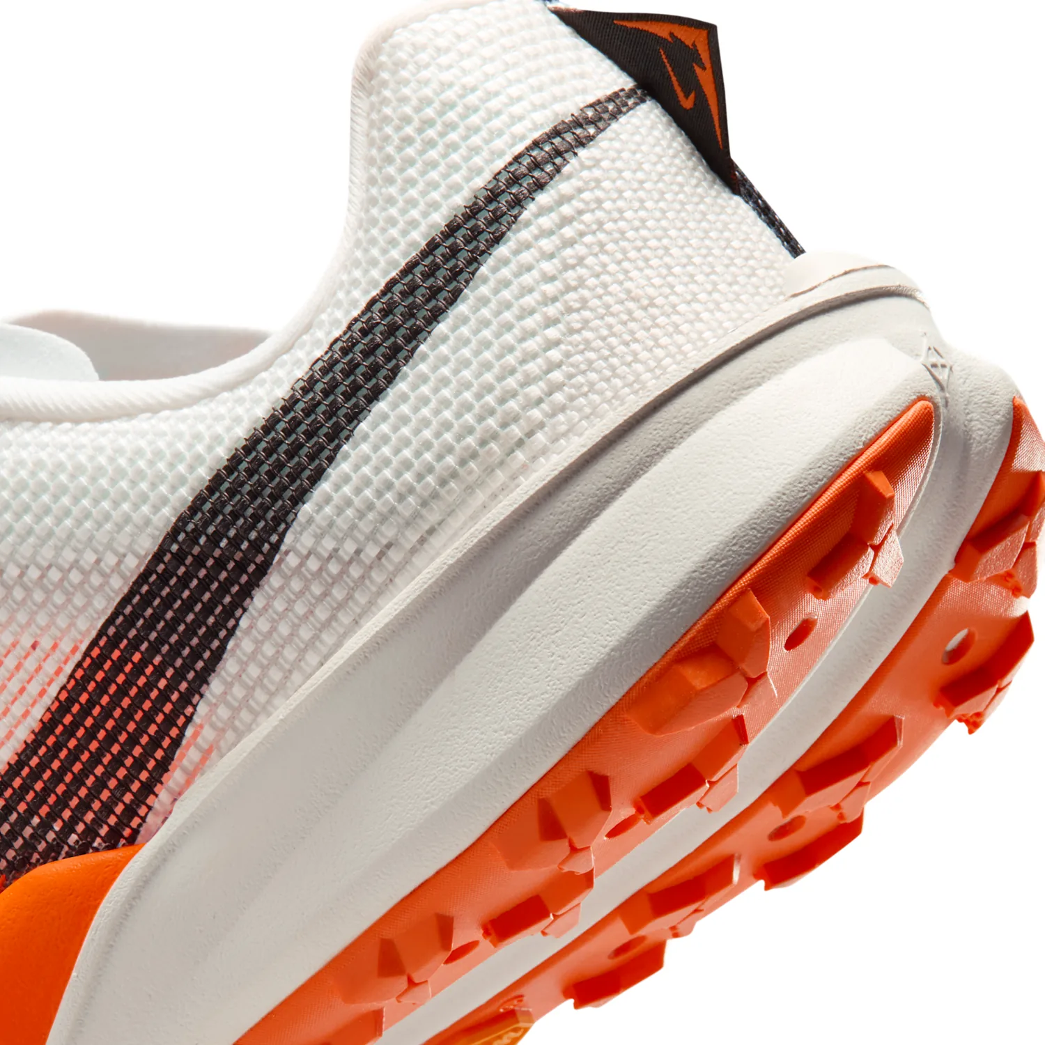 Nike Kiger 10 image 8