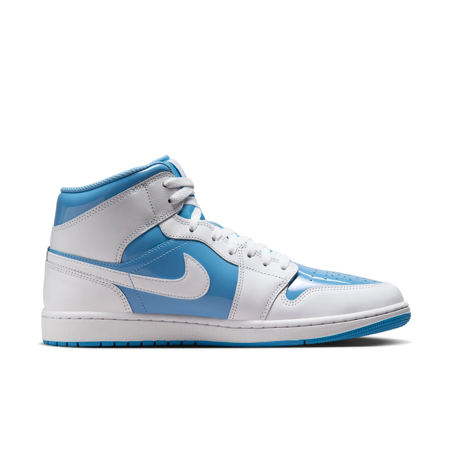Air Jordan 1 Mid SE image 3