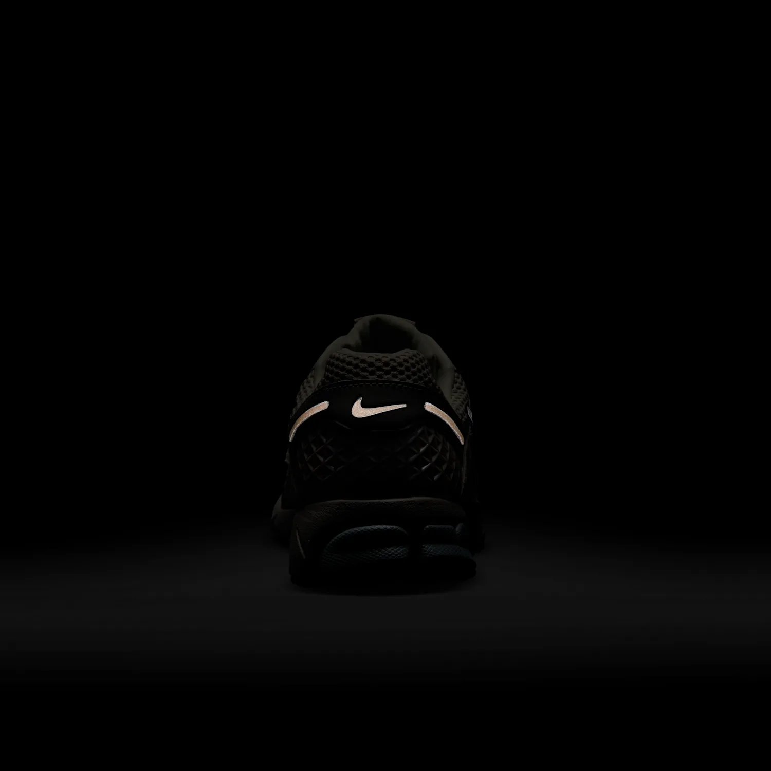 Nike Zoom Vomero 5 SE image 11