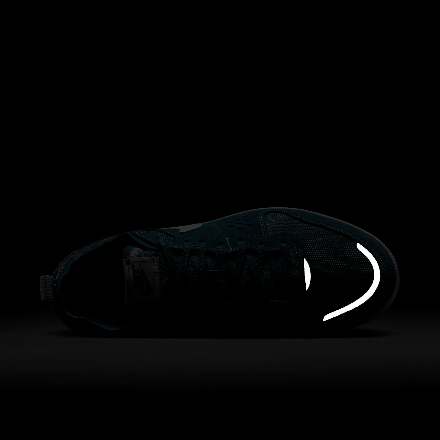 Nike C1TY "Fountain" image 9