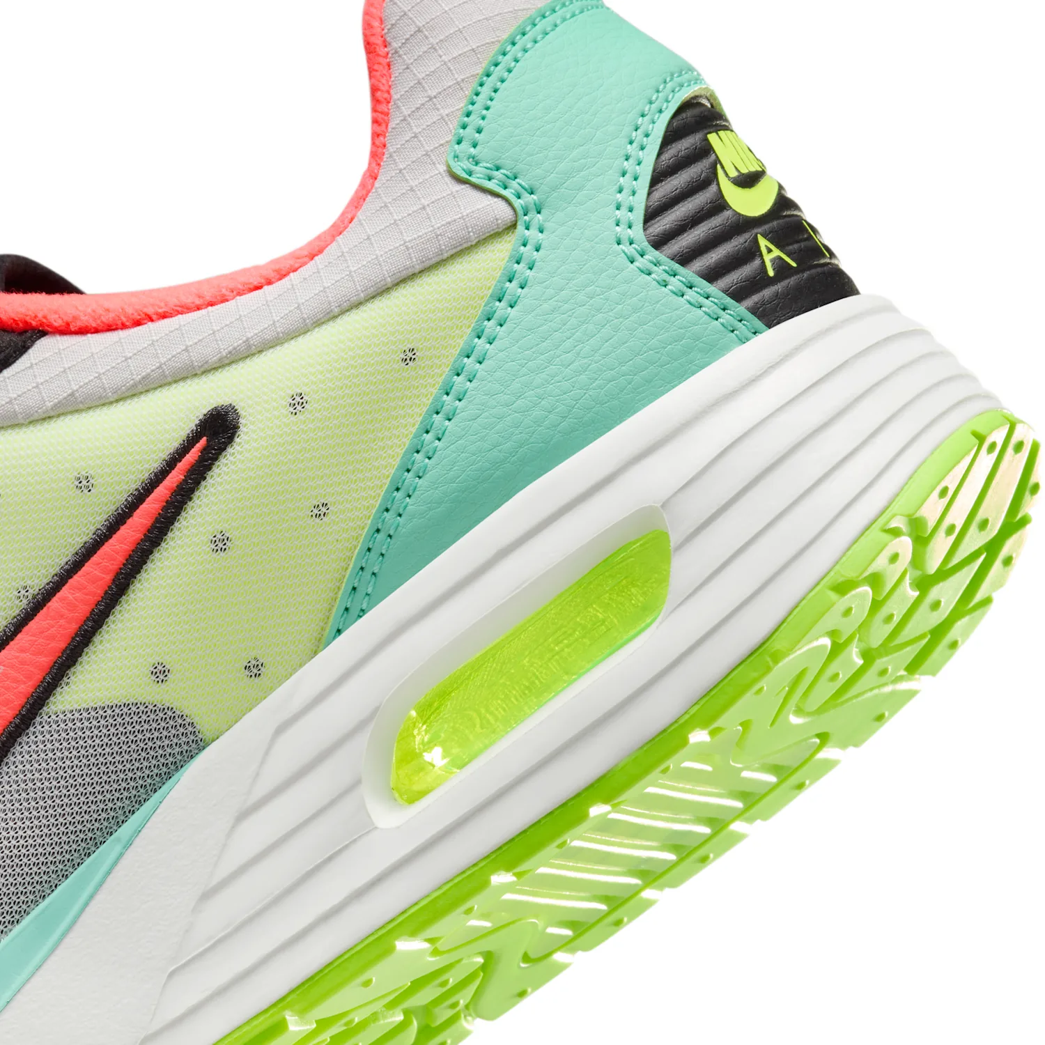 Nike Air Max Solo image 8