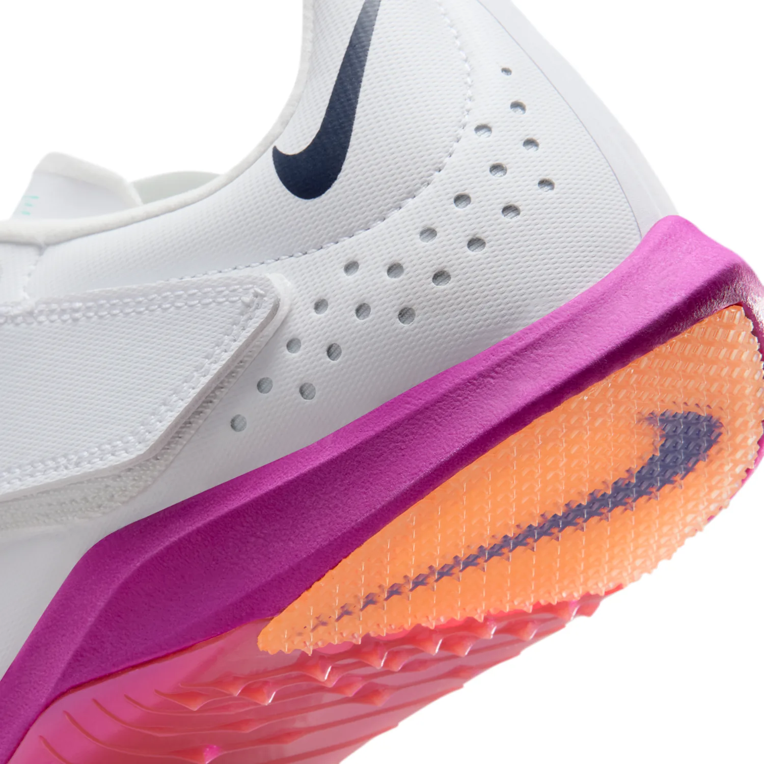Nike Long Jump Elite image 9