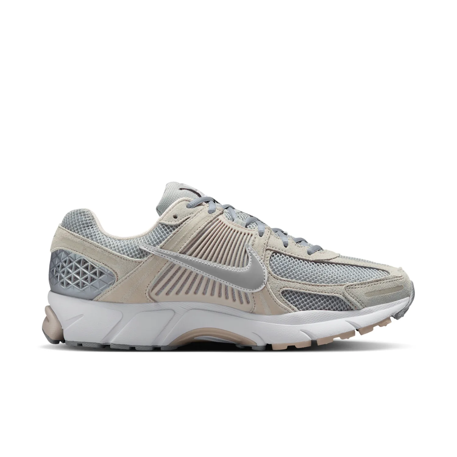 Nike Zoom Vomero 5 image 3