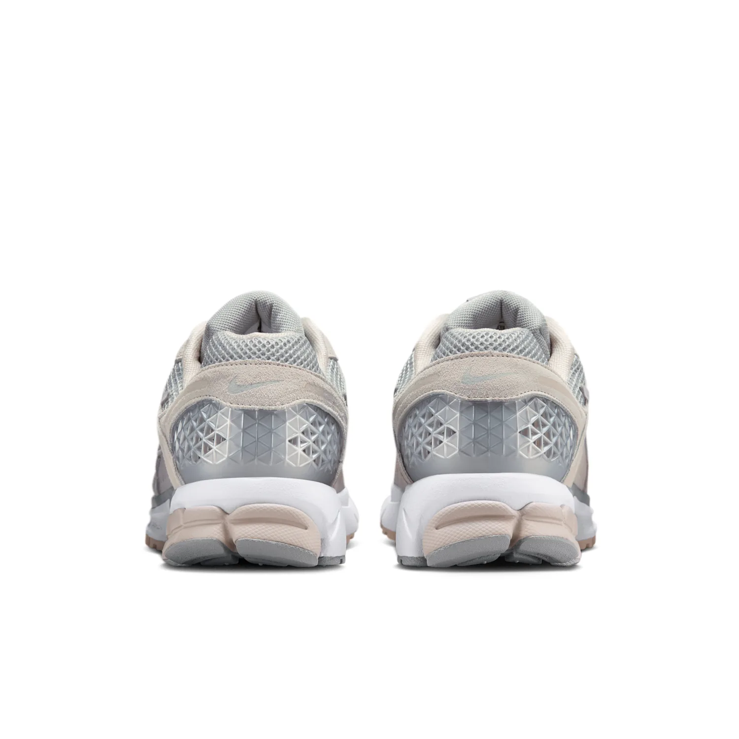 Nike Zoom Vomero 5 image 6