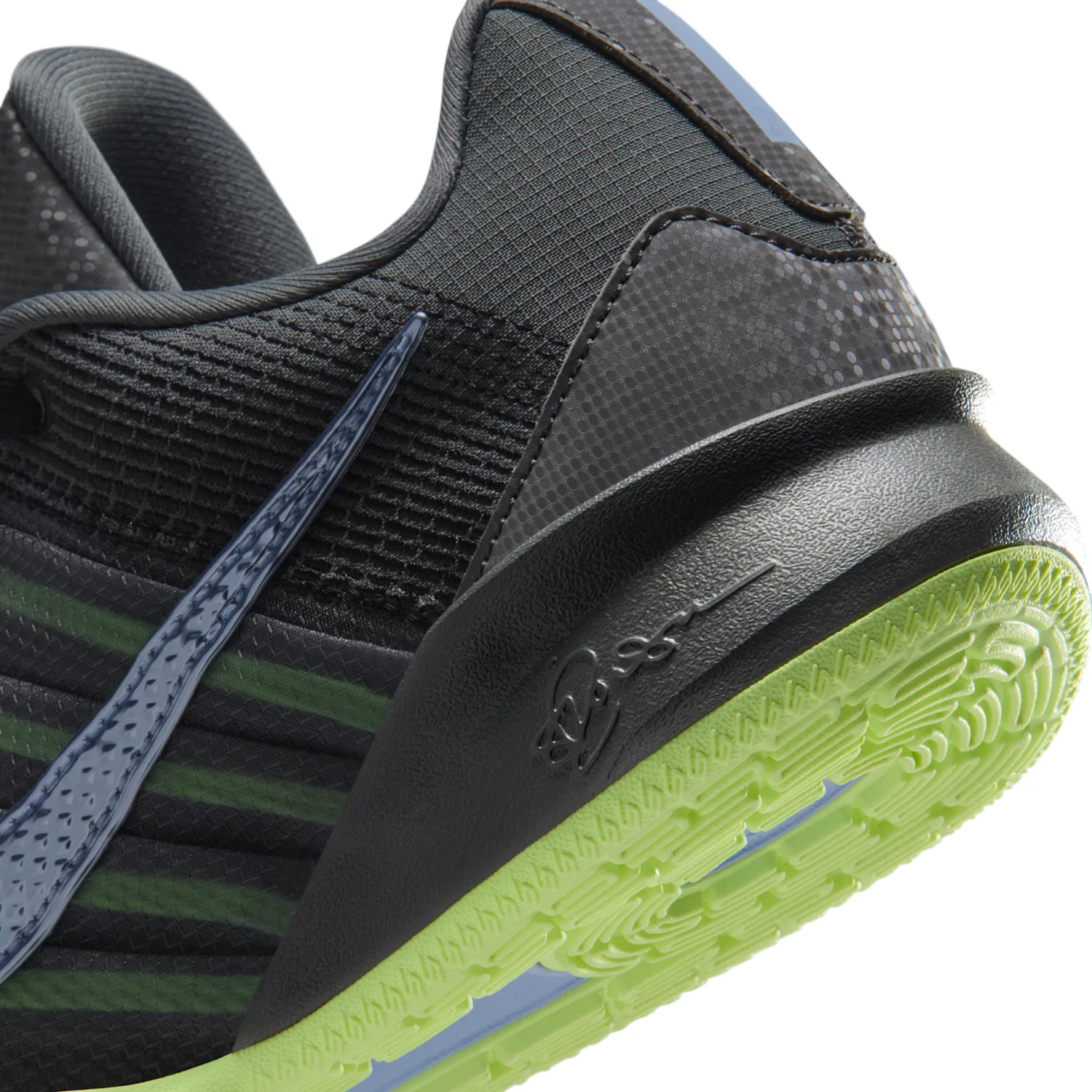 Sabrina 3 "Shooter" image 8