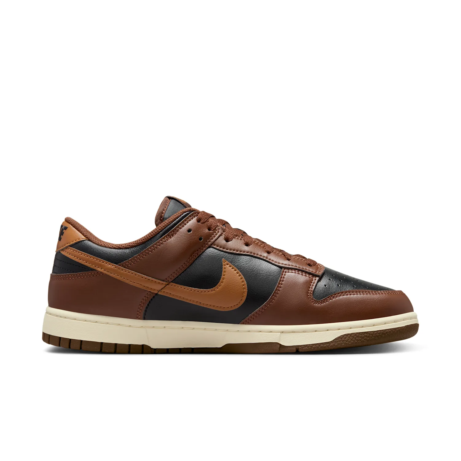 Nike Dunk Low Retro image 3