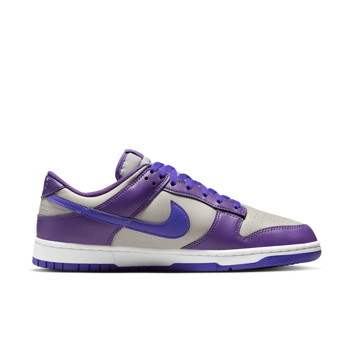 Nike Dunk Low Retro image 3