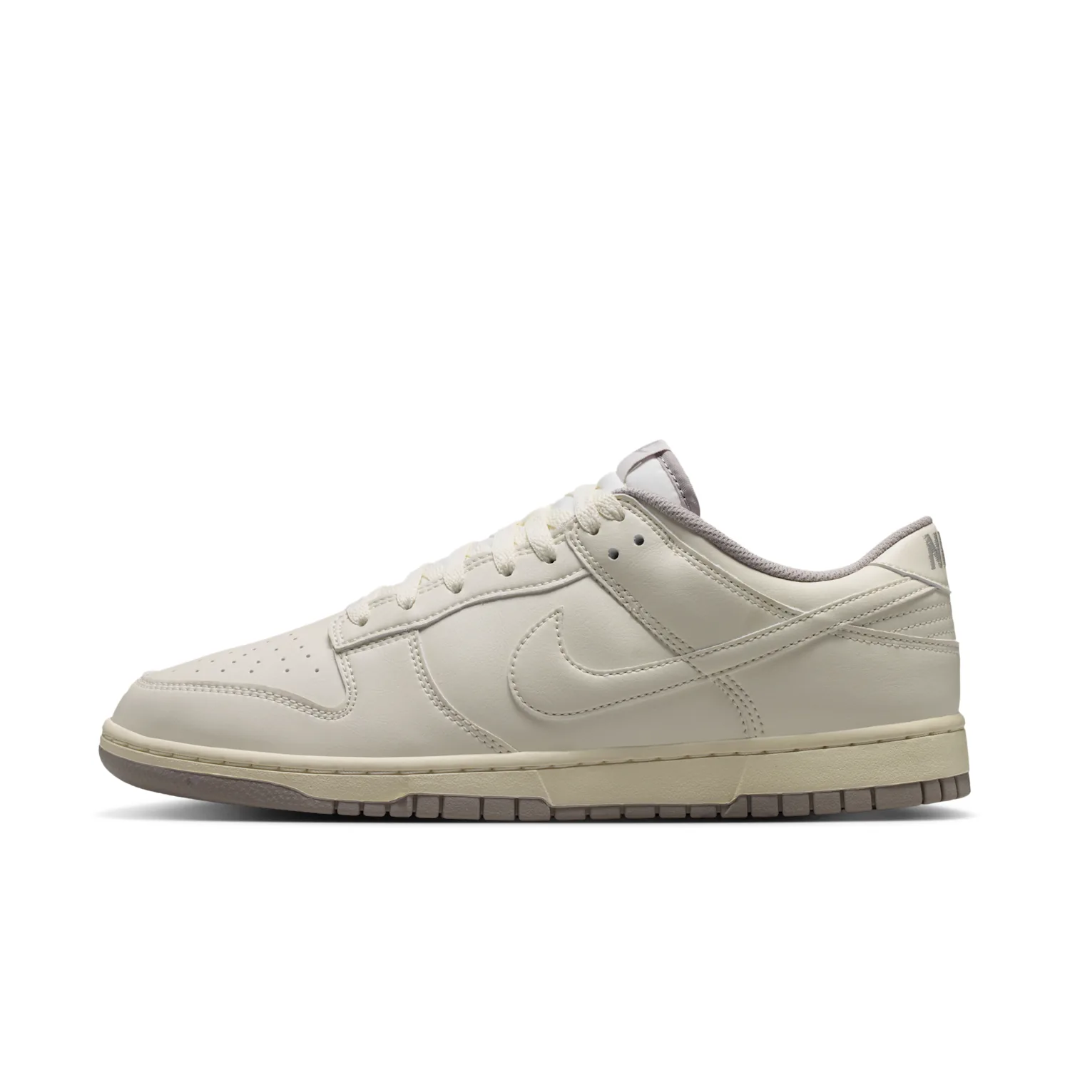 Nike Dunk Low Retro