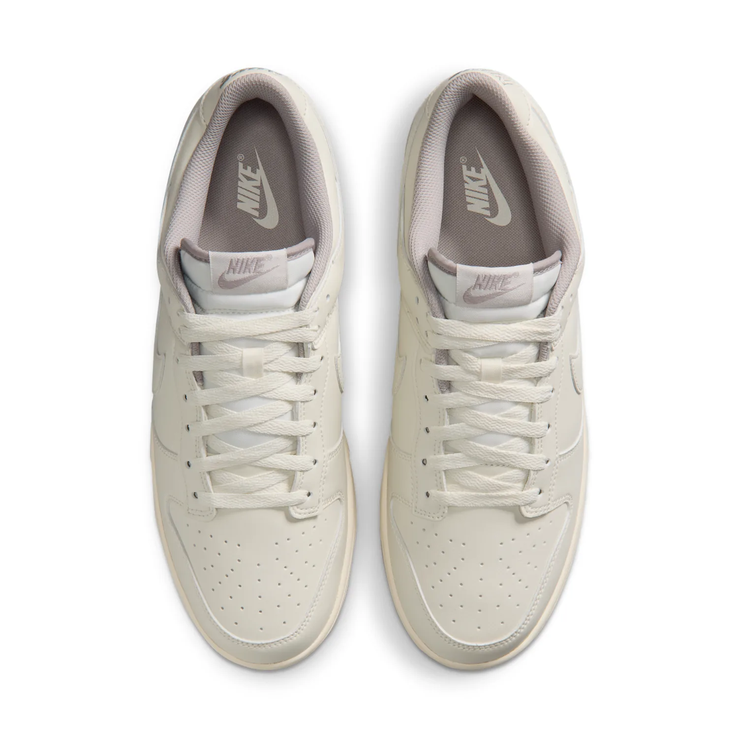Nike Dunk Low Retro image 4