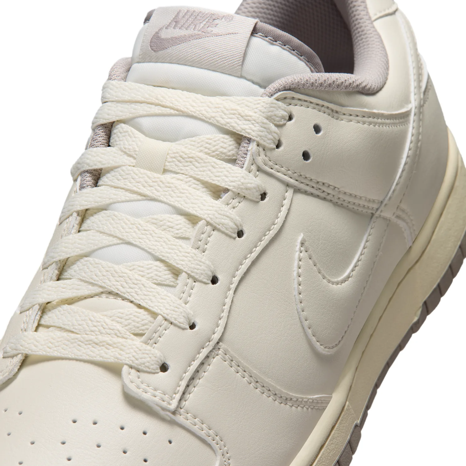 Nike Dunk Low Retro image 7