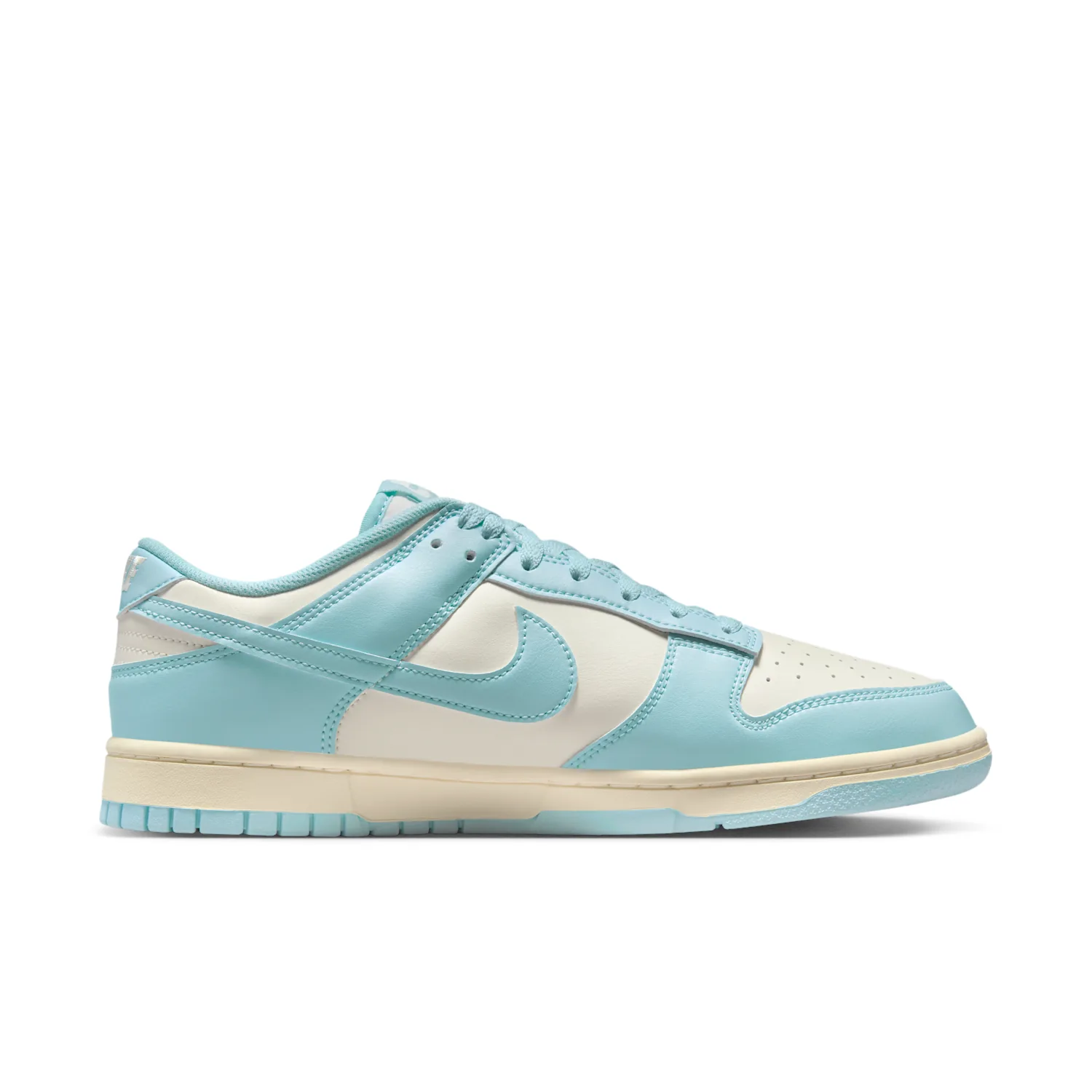 Nike Dunk Low Retro image 3
