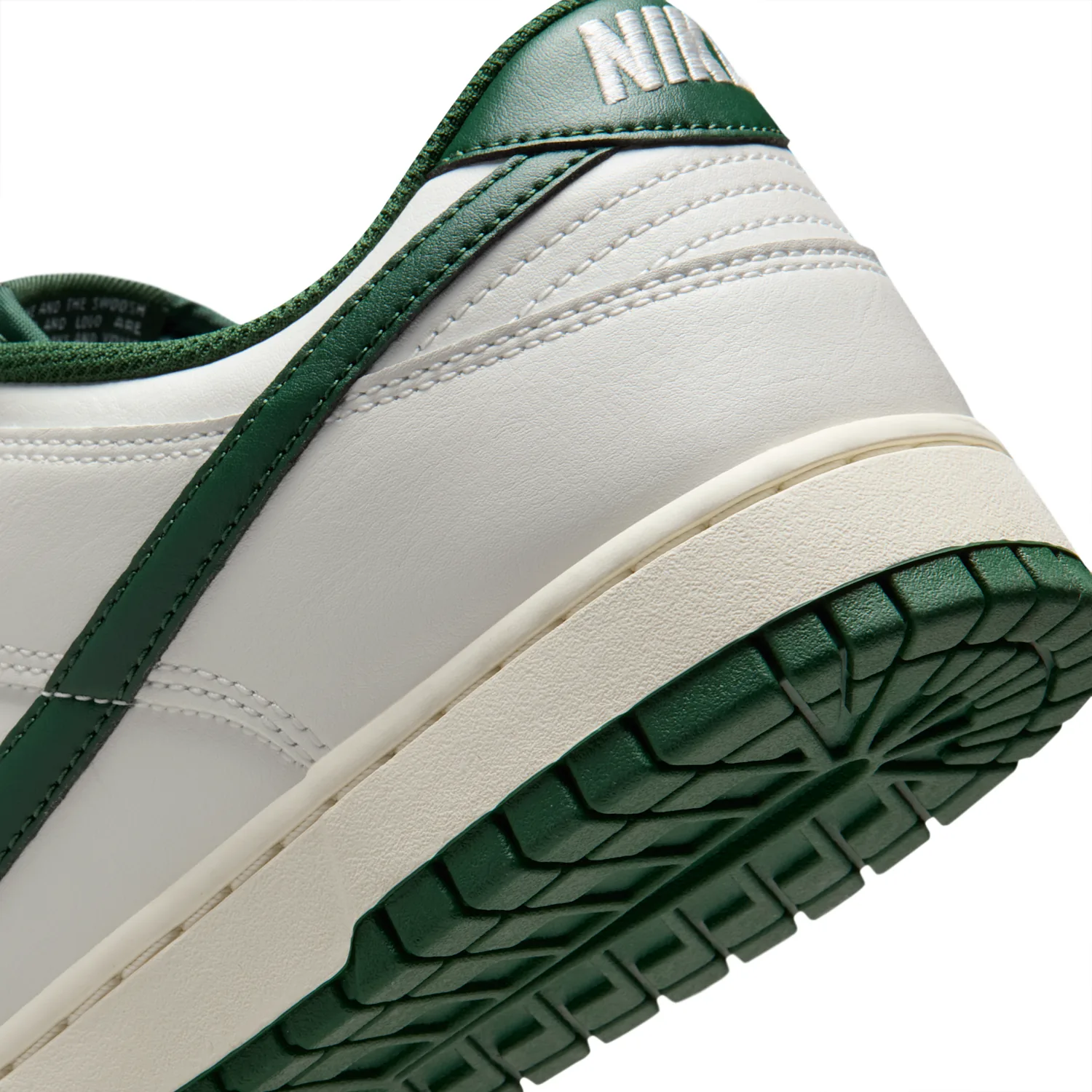 Nike Dunk Low Retro image 8
