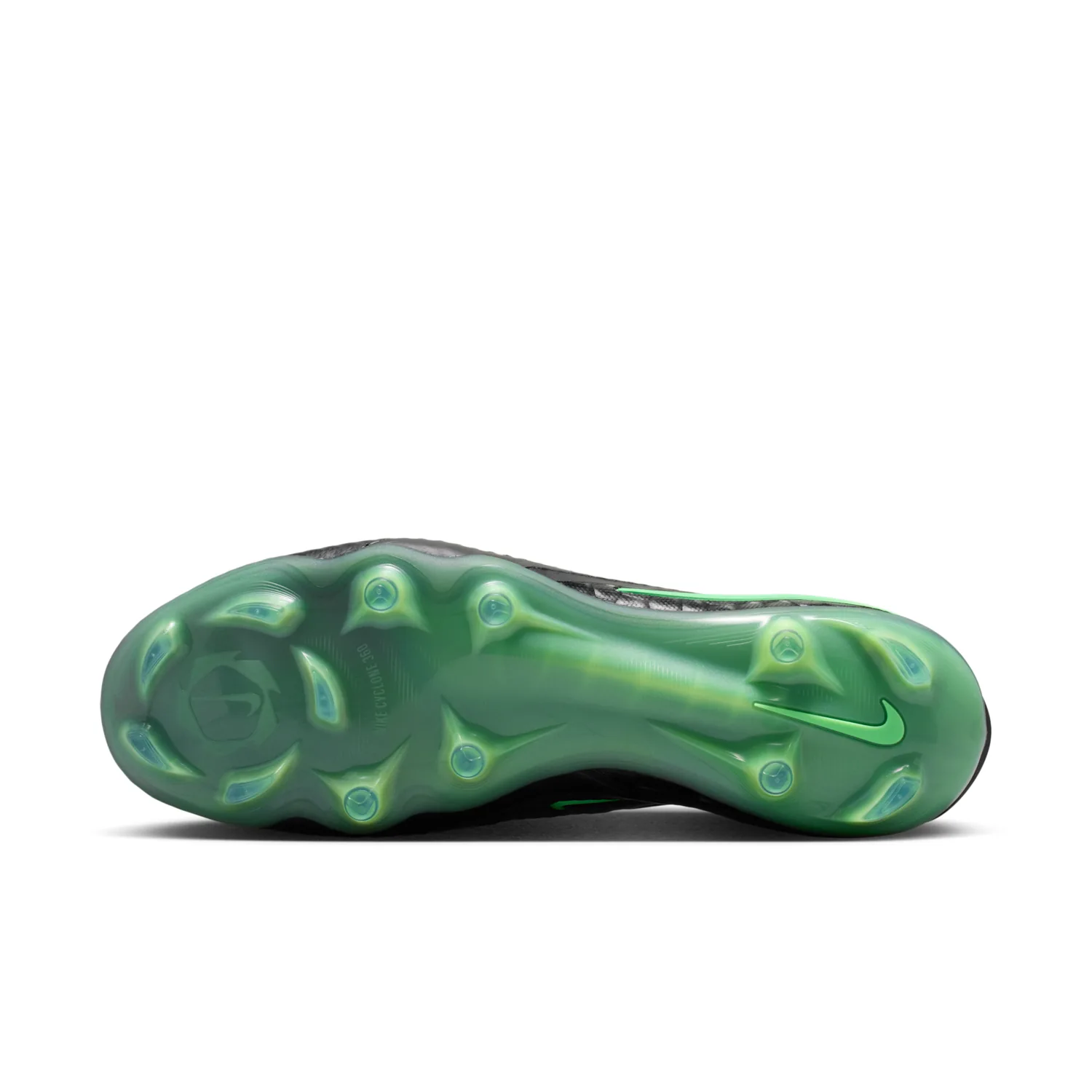 Nike Phantom 6 Low Elite image 4