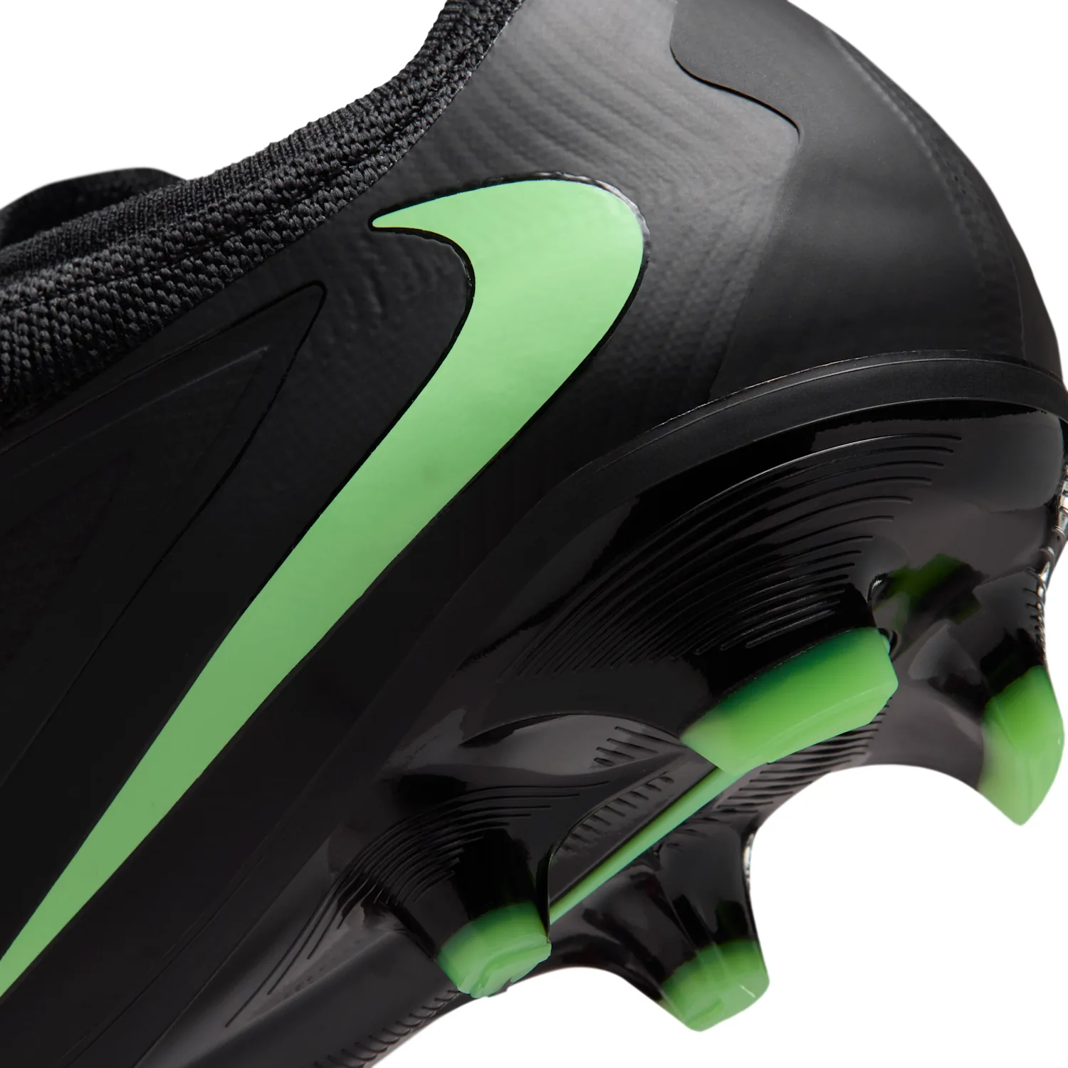 Nike Phantom 6 Low Pro image 9
