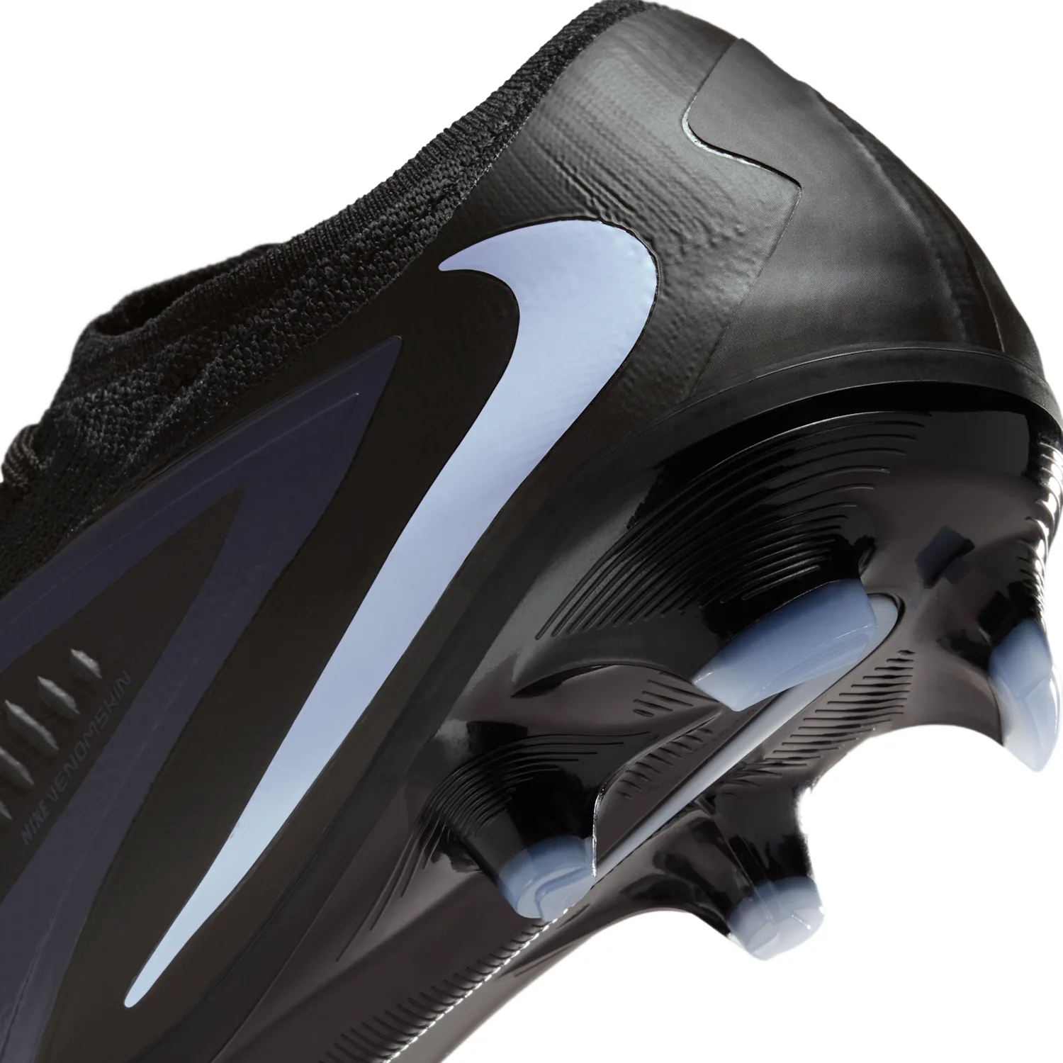 Nike Phantom 6 Low Pro image 9