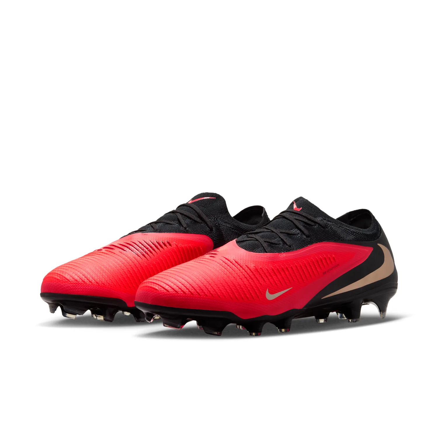Nike Phantom 6 Low Pro image 5