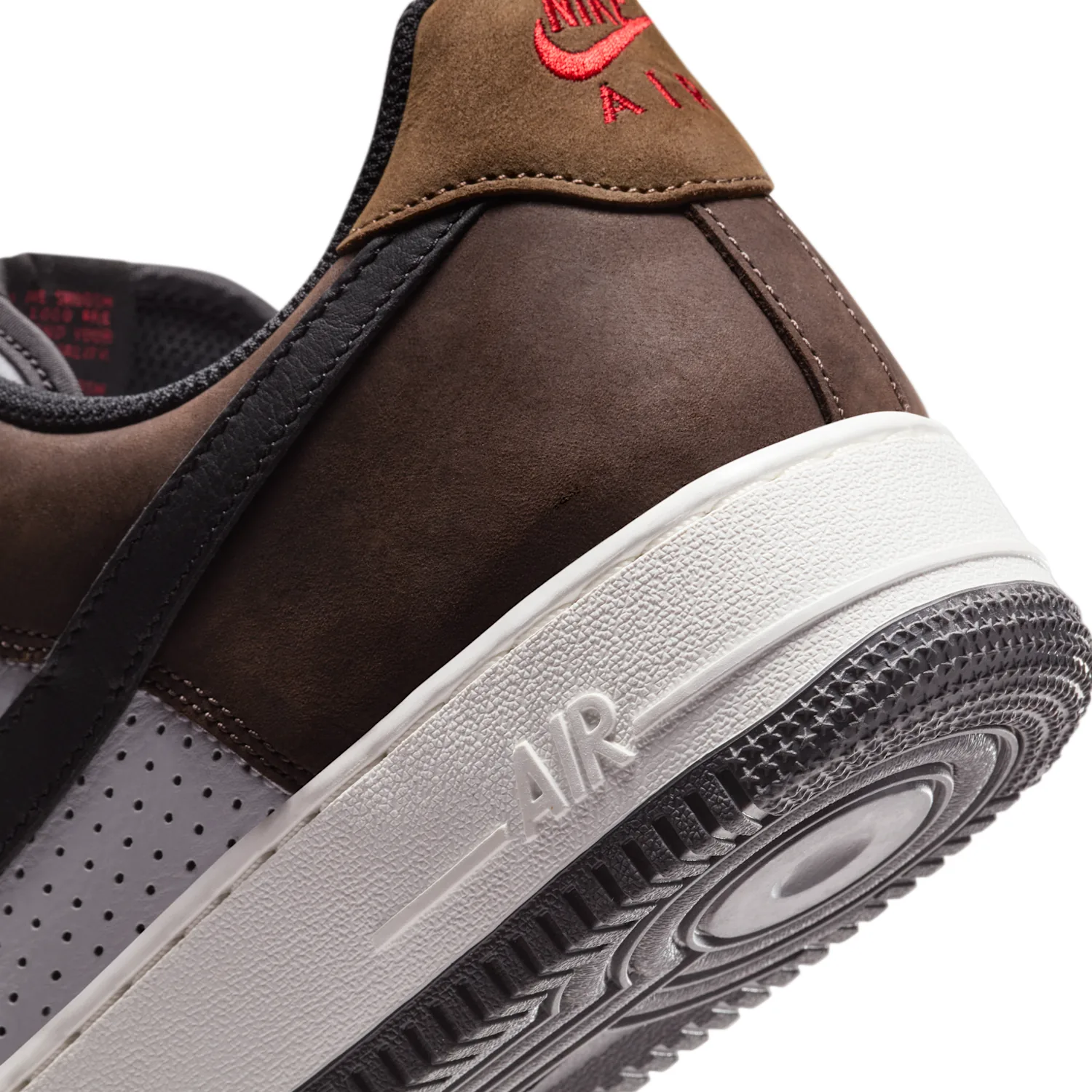 Nike Air Force 1 Low Retro image 8
