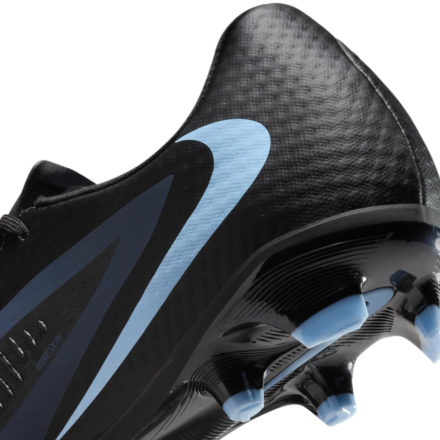 Nike Phantom 6 Low Academy image 9