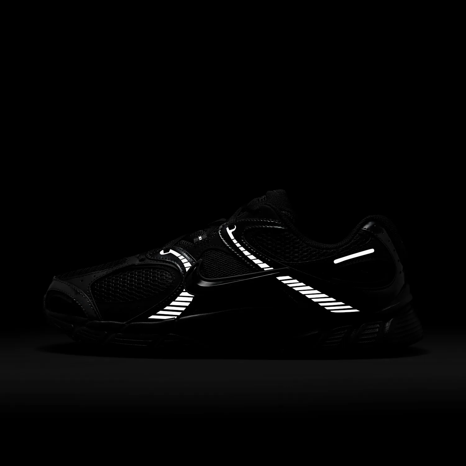 Nike V5 RNR image 3