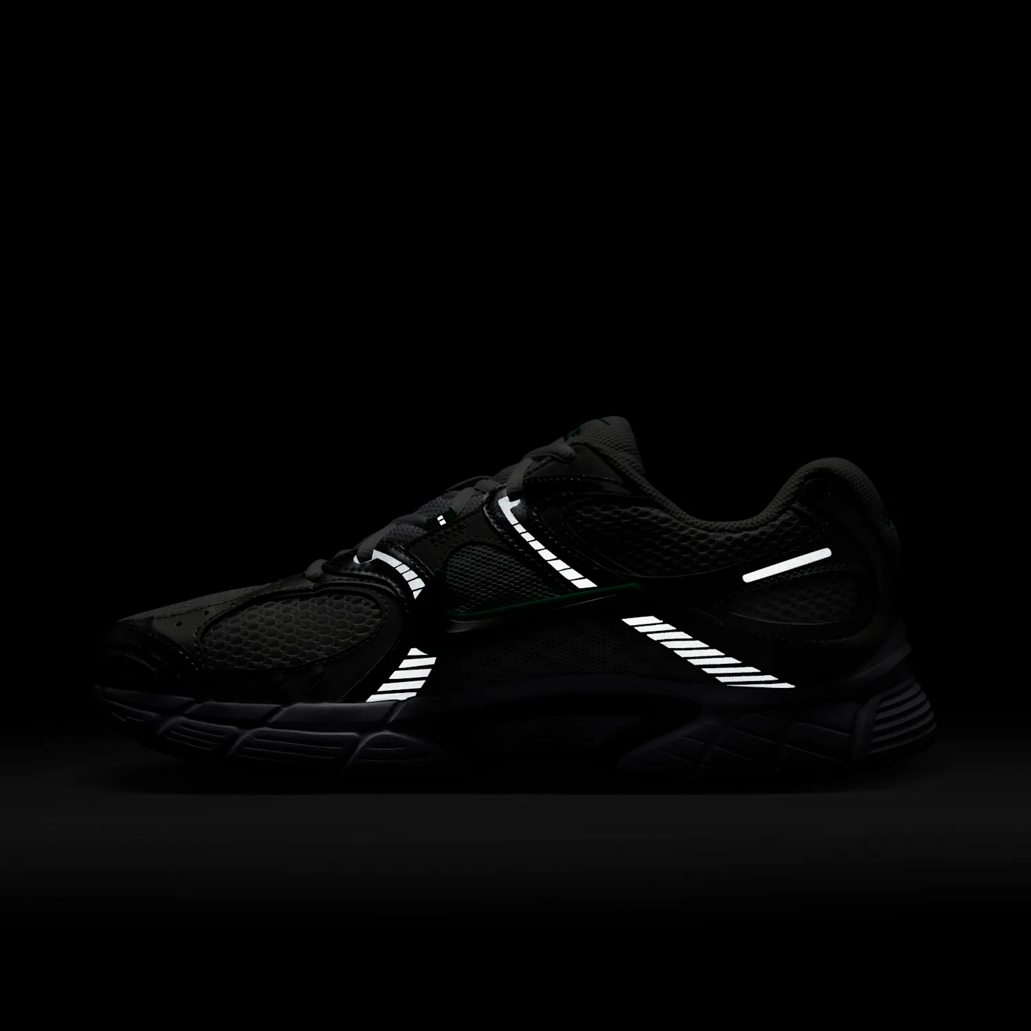 Nike V5 RNR image 4