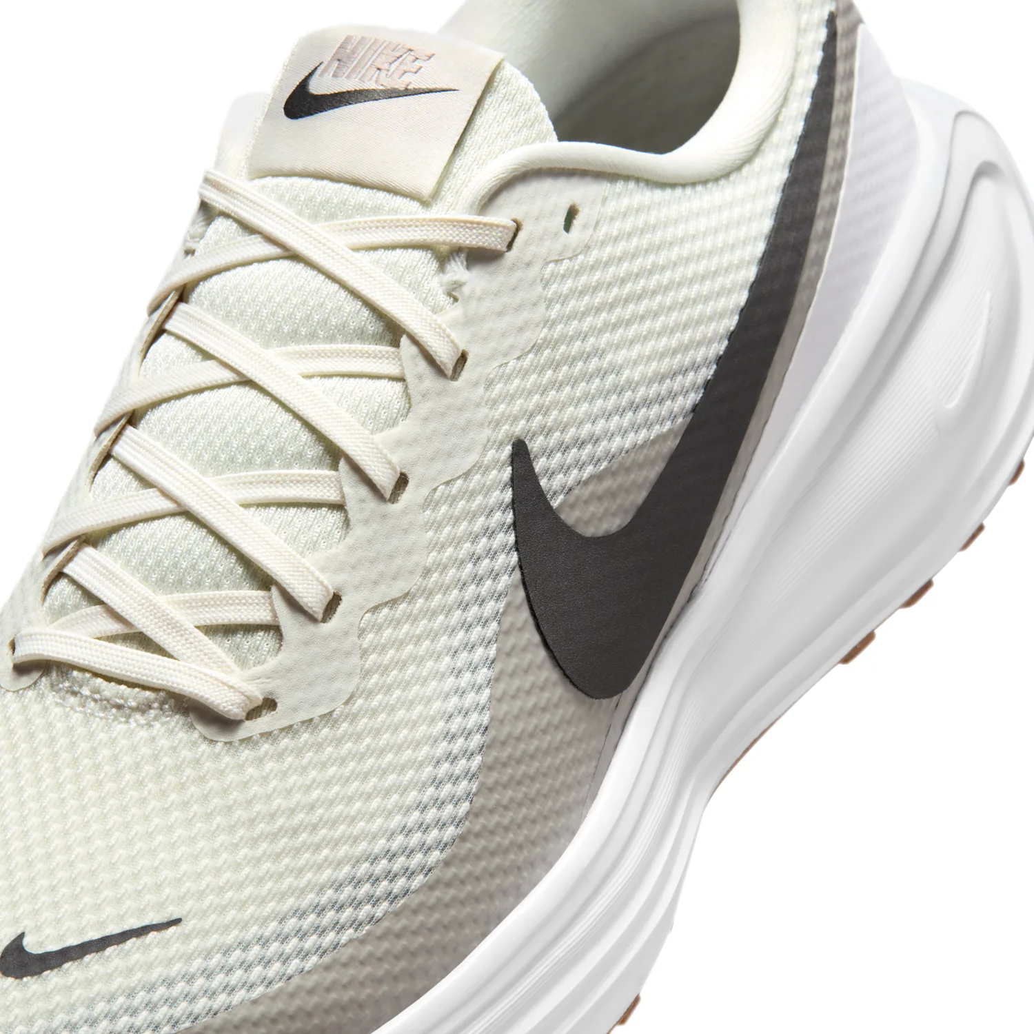 Nike Revolution 8 image 7