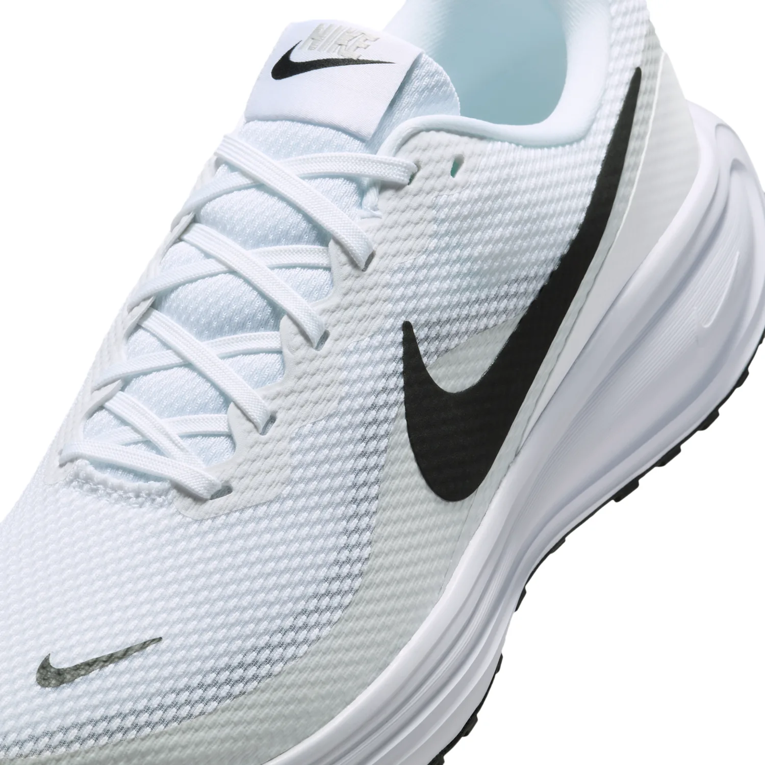 Nike Revolution 8 image 7