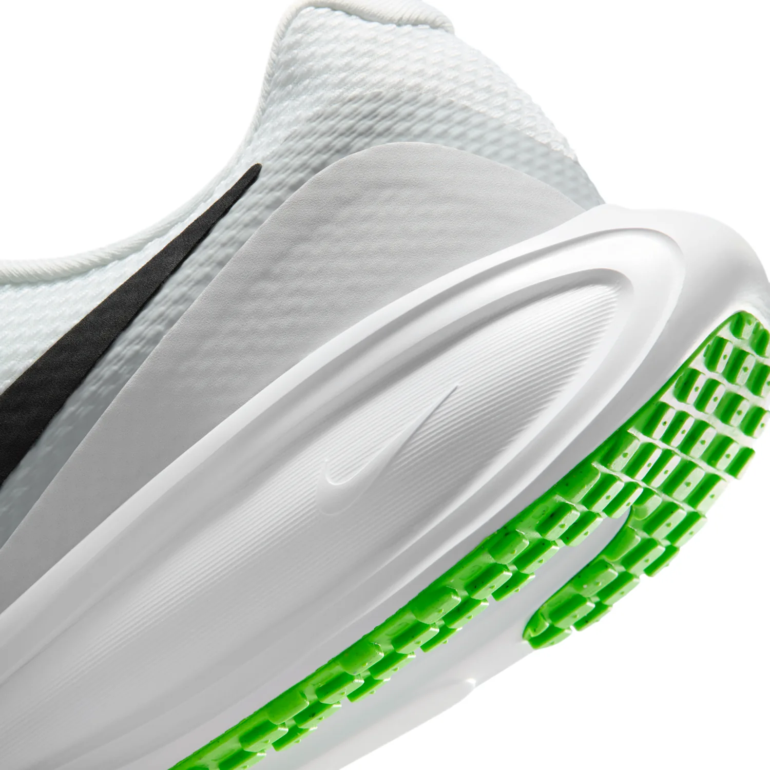 Nike Revolution 8 image 8