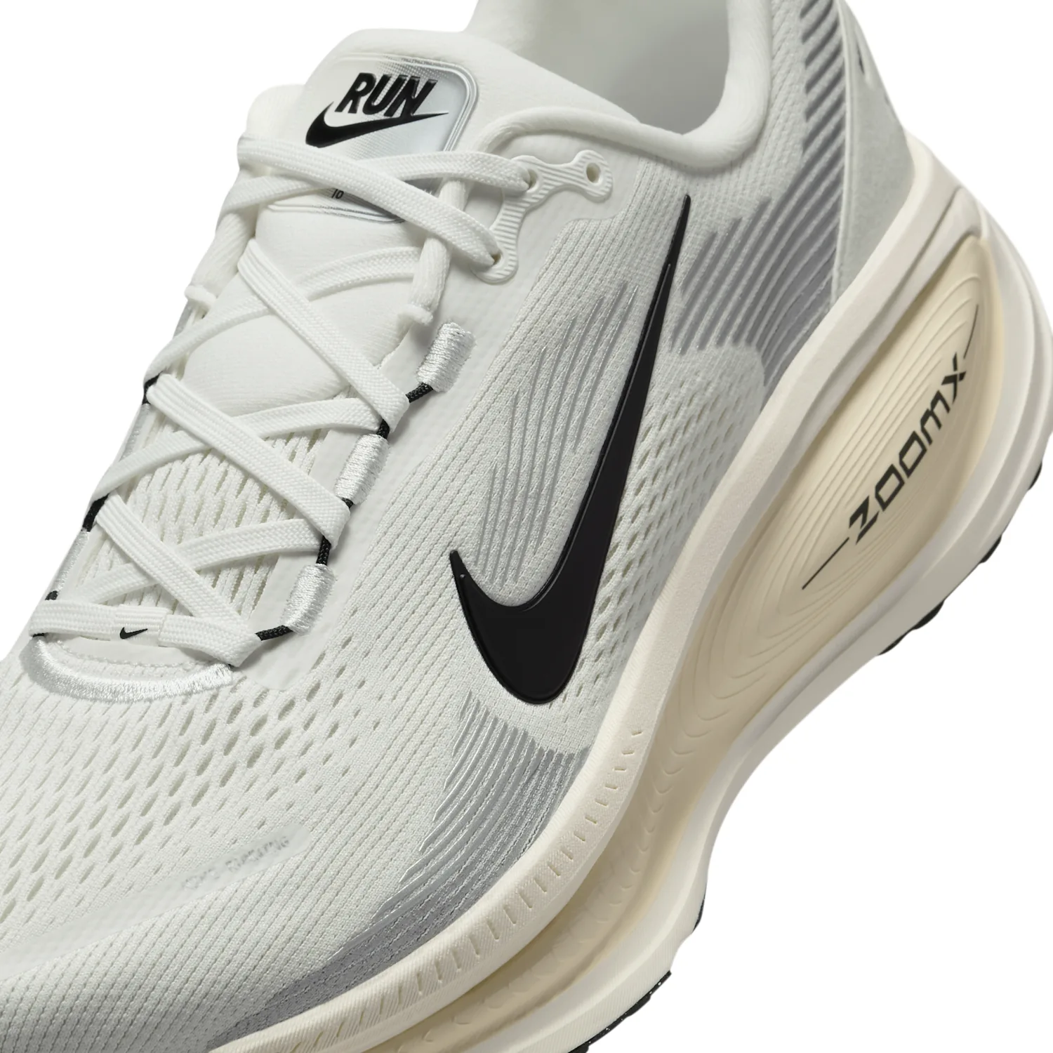 Nike Vomero 18 image 7