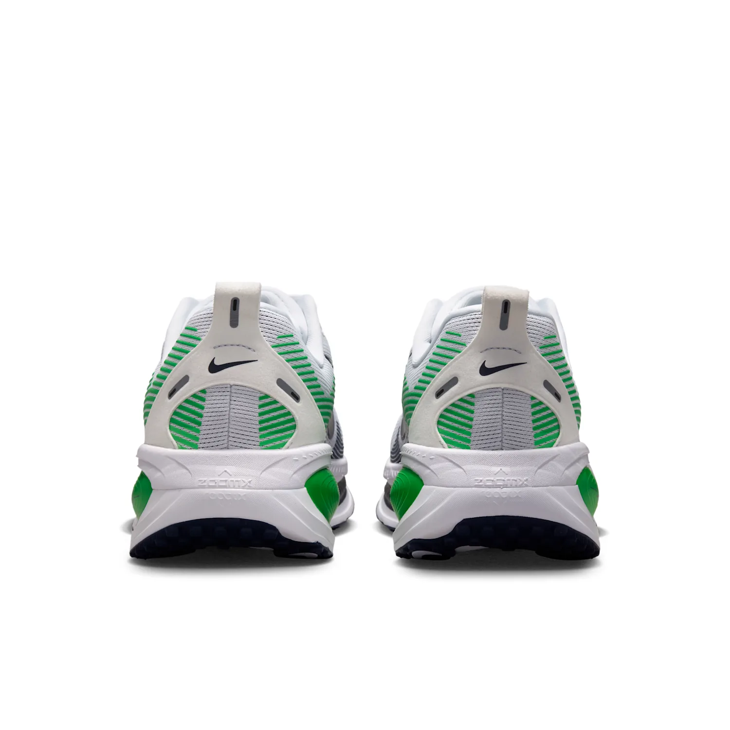 Nike Vomero 18 image 6