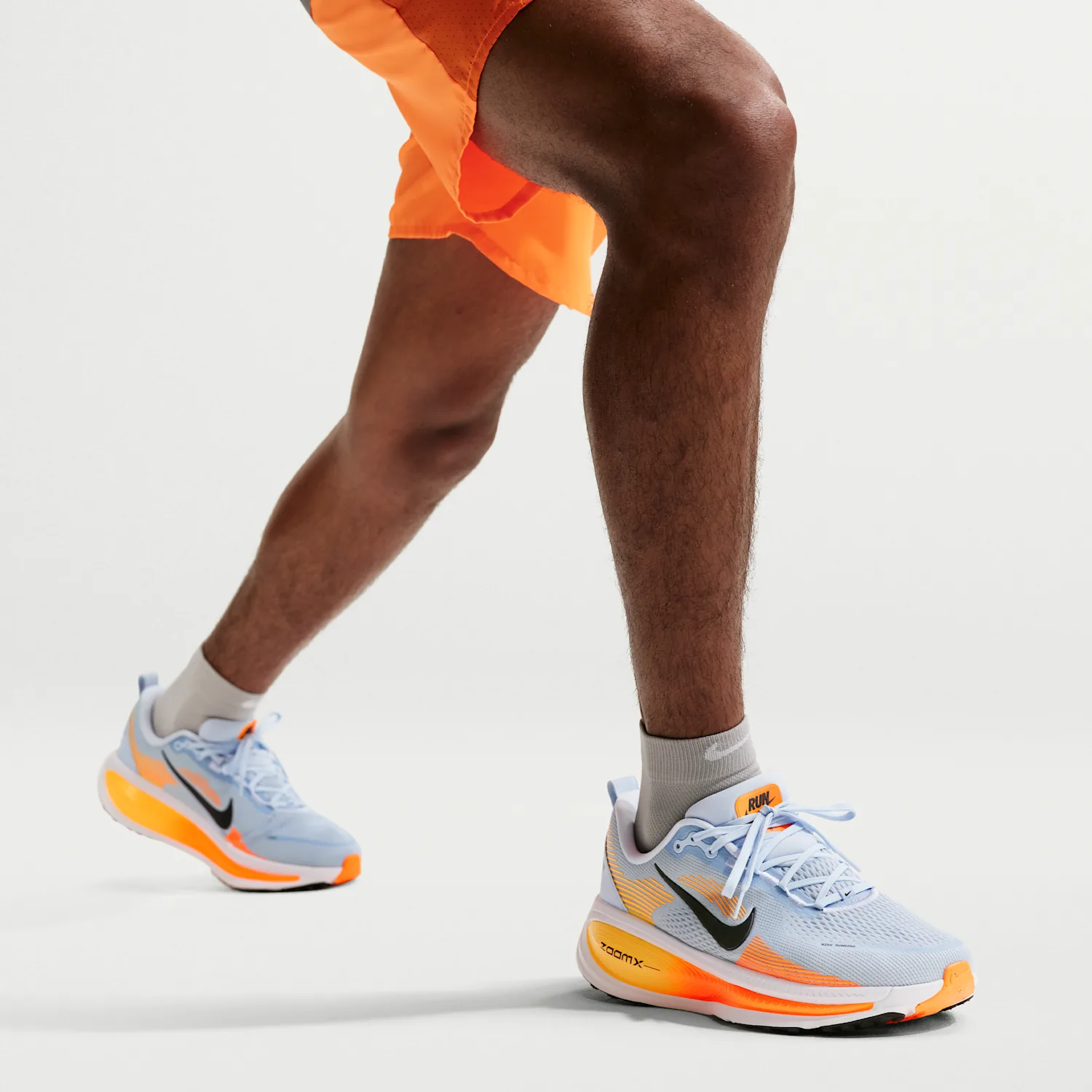 Nike Vomero 18 image 9